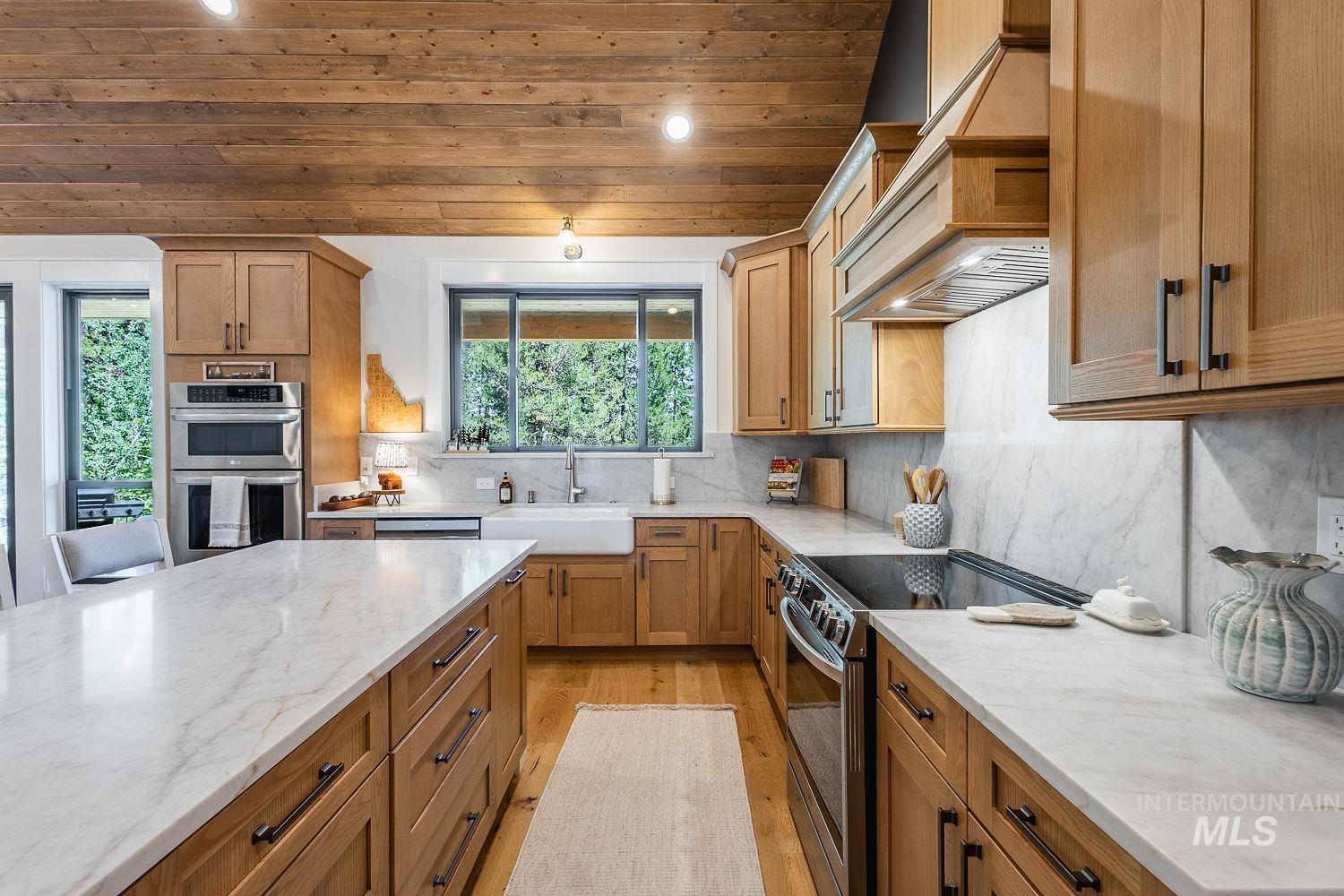 203 Sundance Property Photo 14