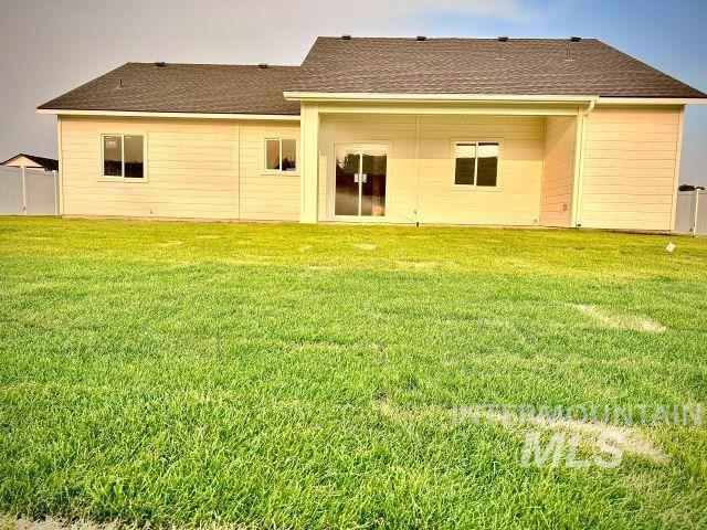937 Sierra Street Property Photo 4