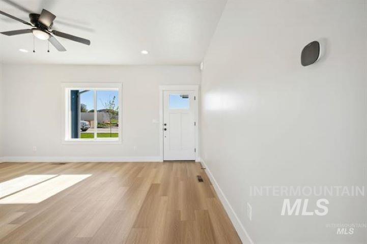 937 Sierra Street Property Photo 18