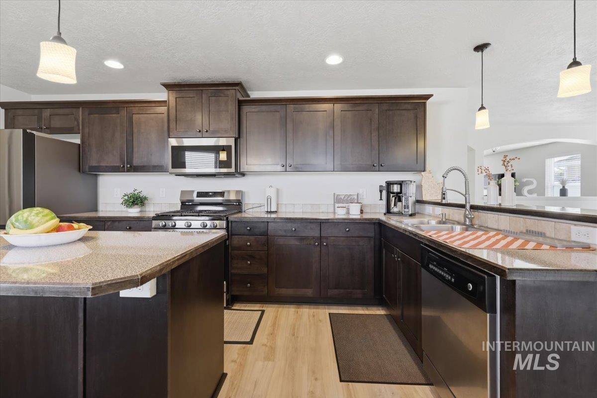 11715 Jump Creek Dr Property Photo 8