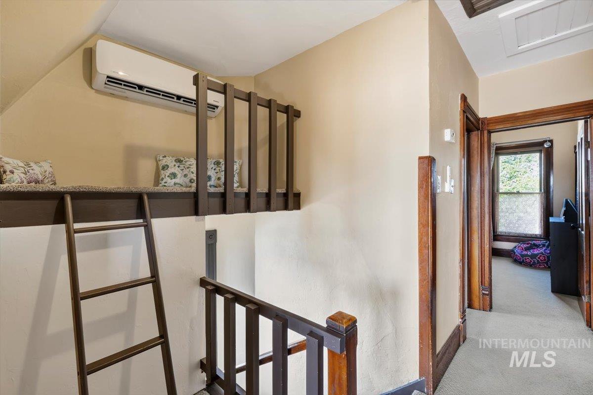3904 S Indiana Avenue Property Photo 11