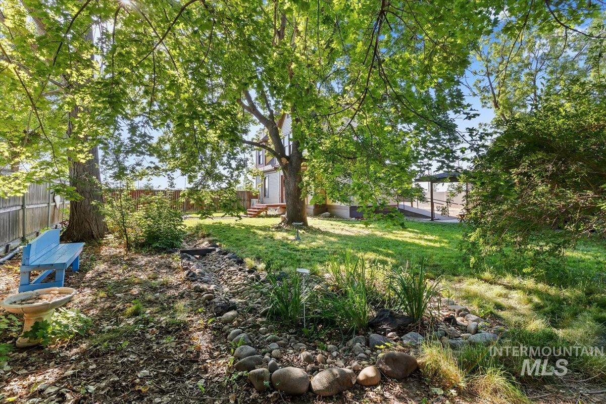 3904 S Indiana Avenue Property Photo 23