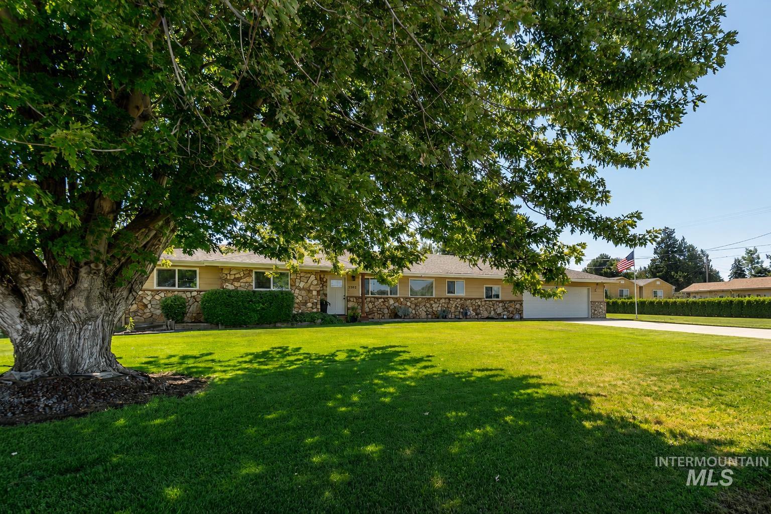 3302 S Midland Property Photo 2
