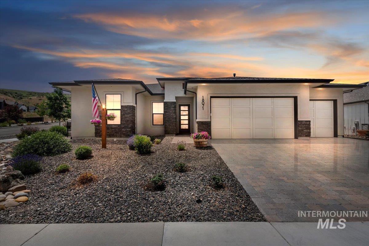 18071 N Burnt Car Way Property Photo 3
