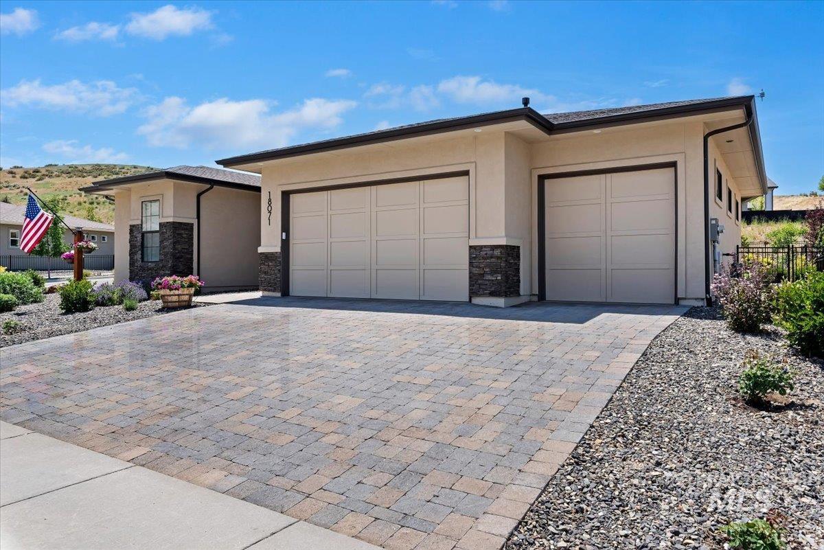 18071 N Burnt Car Way Property Photo 15