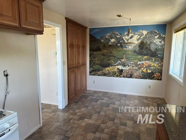 5957 S Eastwood Property Photo 10