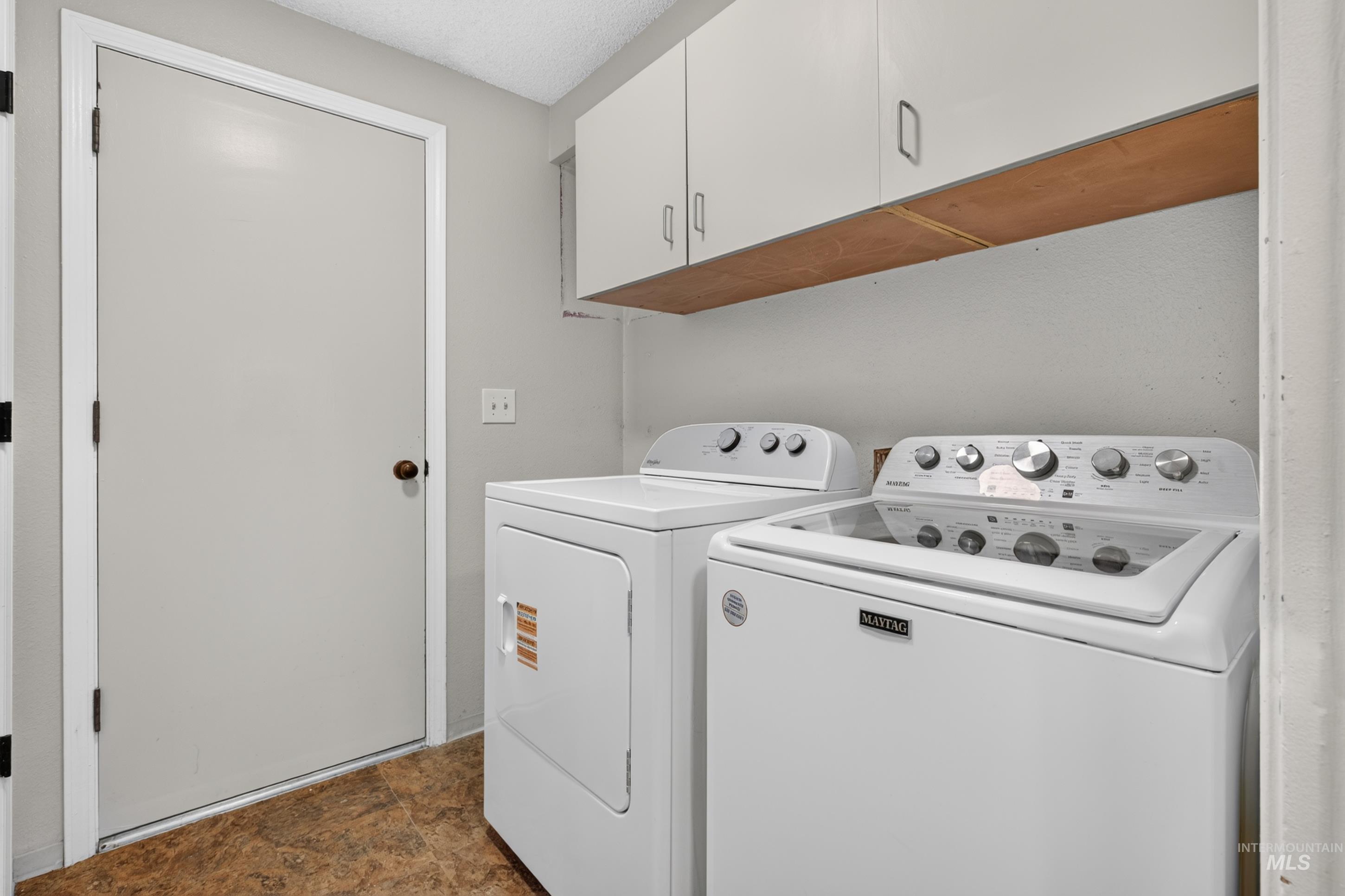 5683 N Millstone Dr Property Photo 16