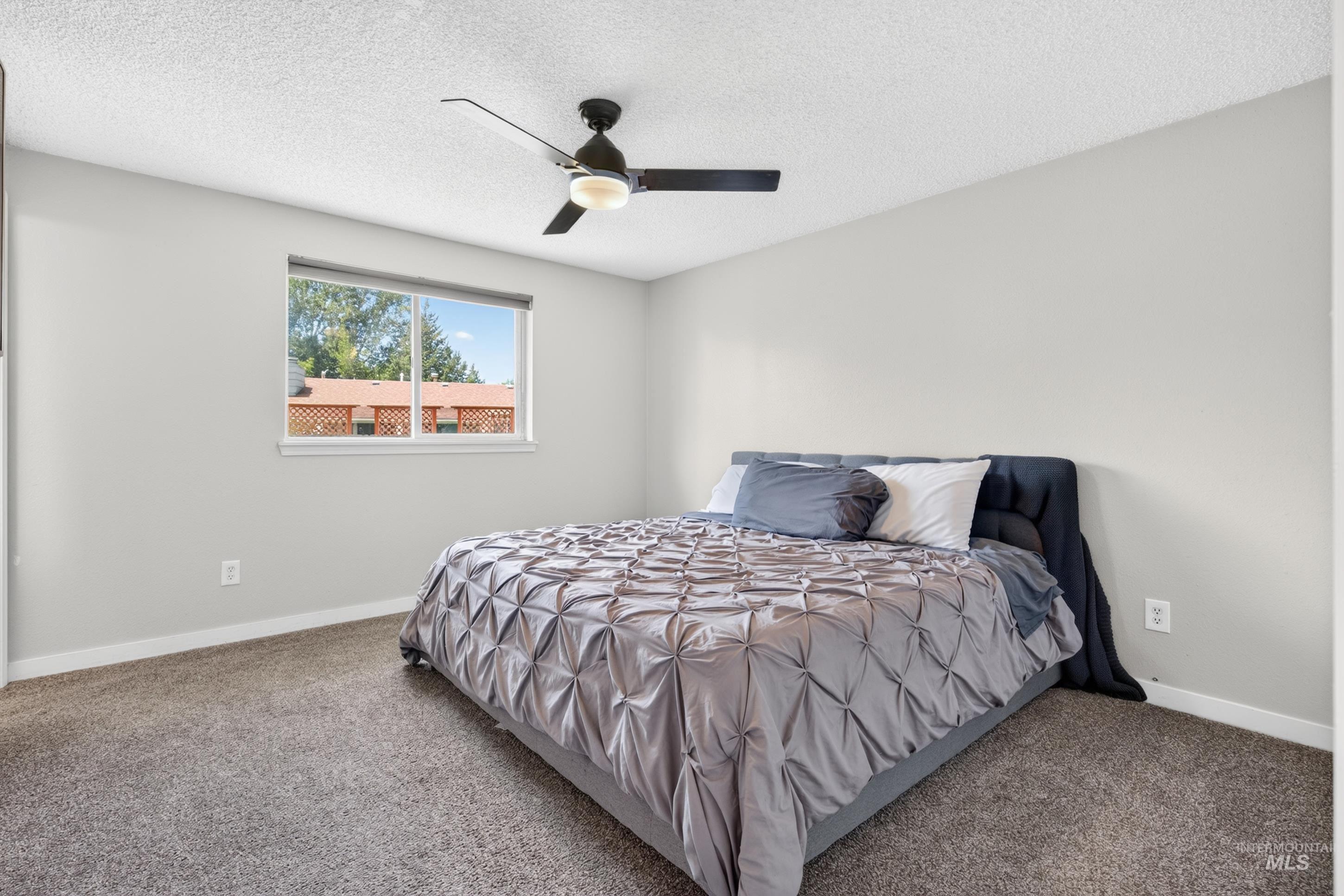 5683 N Millstone Dr Property Photo 23