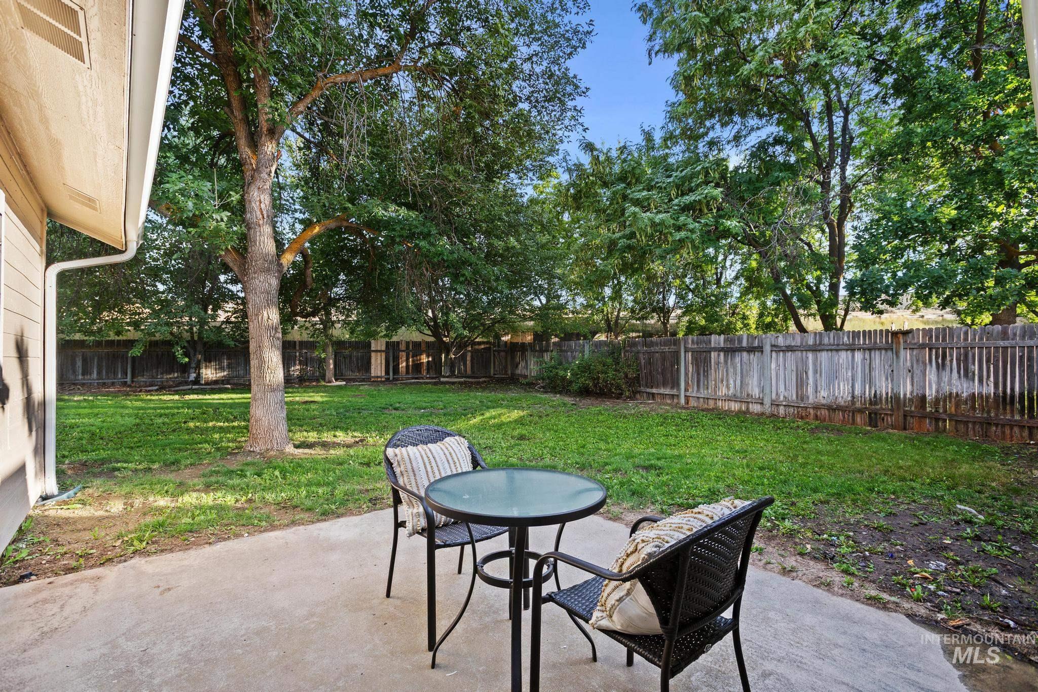 1535 E Oakridge Property Photo 33
