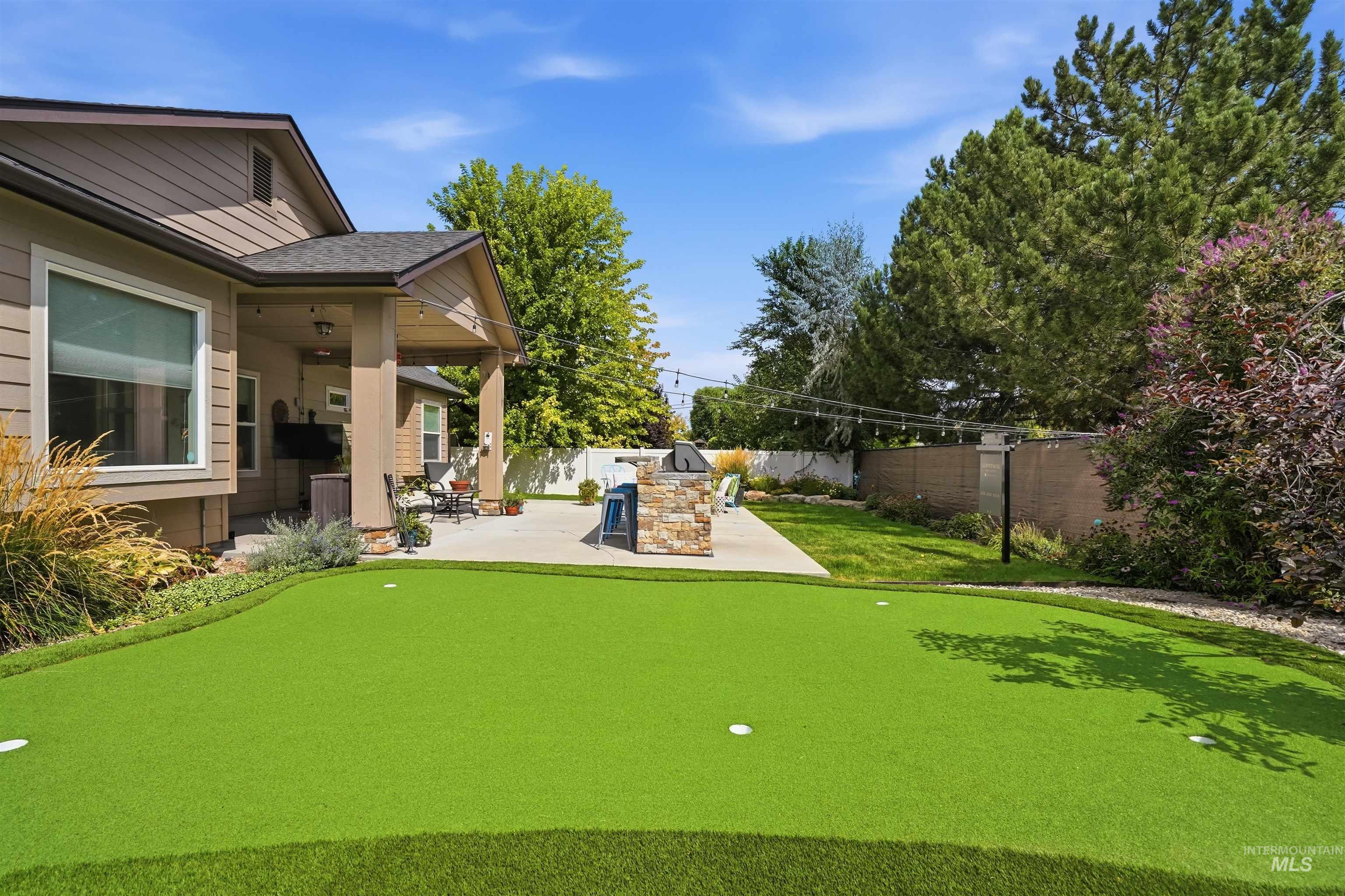 3914 S Raintree Property Photo 25