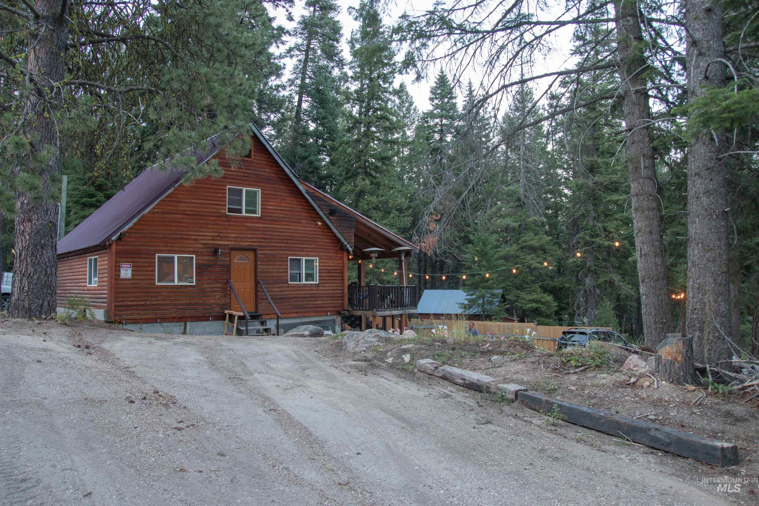598 West Mountain Road Property Photo 23