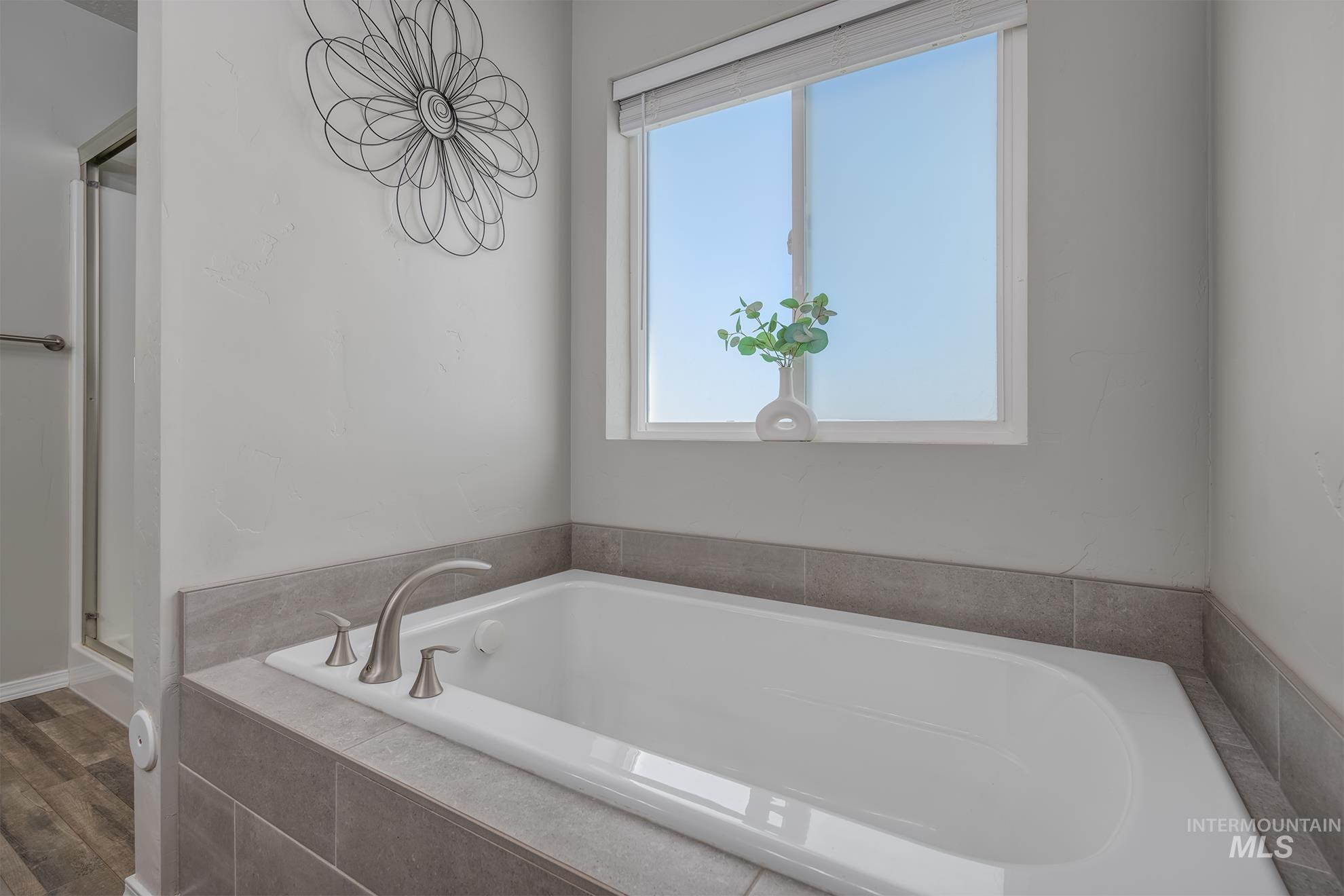 1049 Price Road Property Photo 17