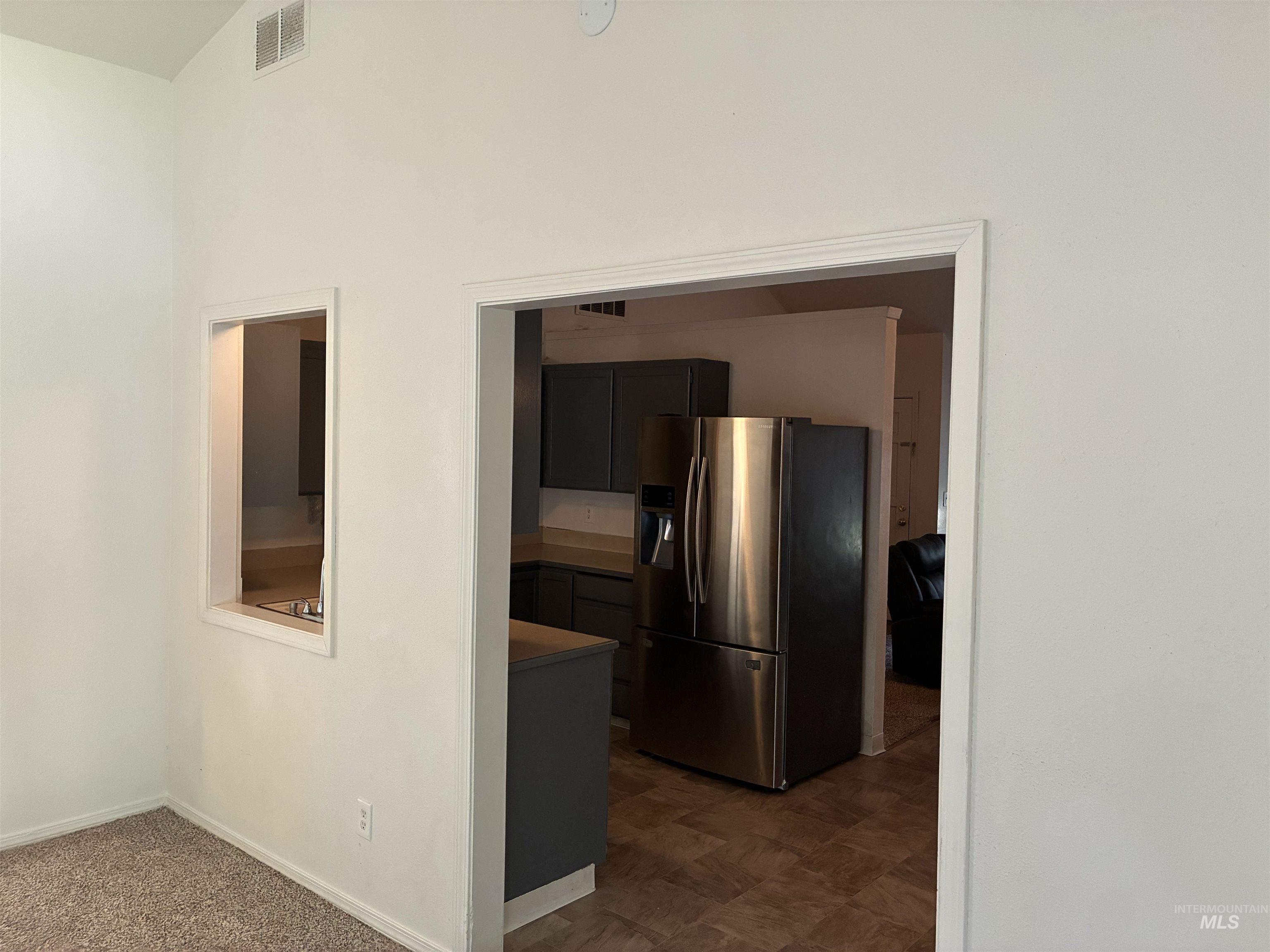 1911 W Tracy Ct Property Photo 15