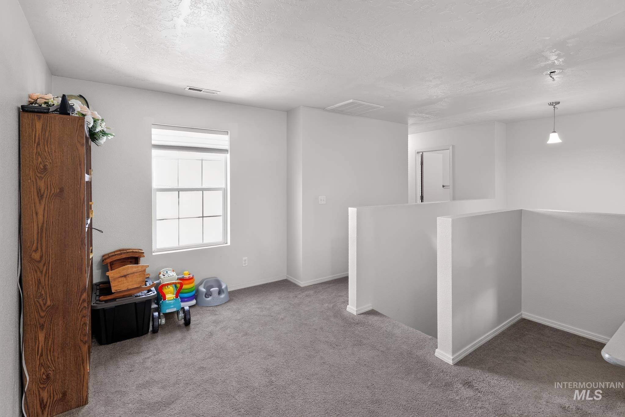 13581 Orlando St Property Photo 11