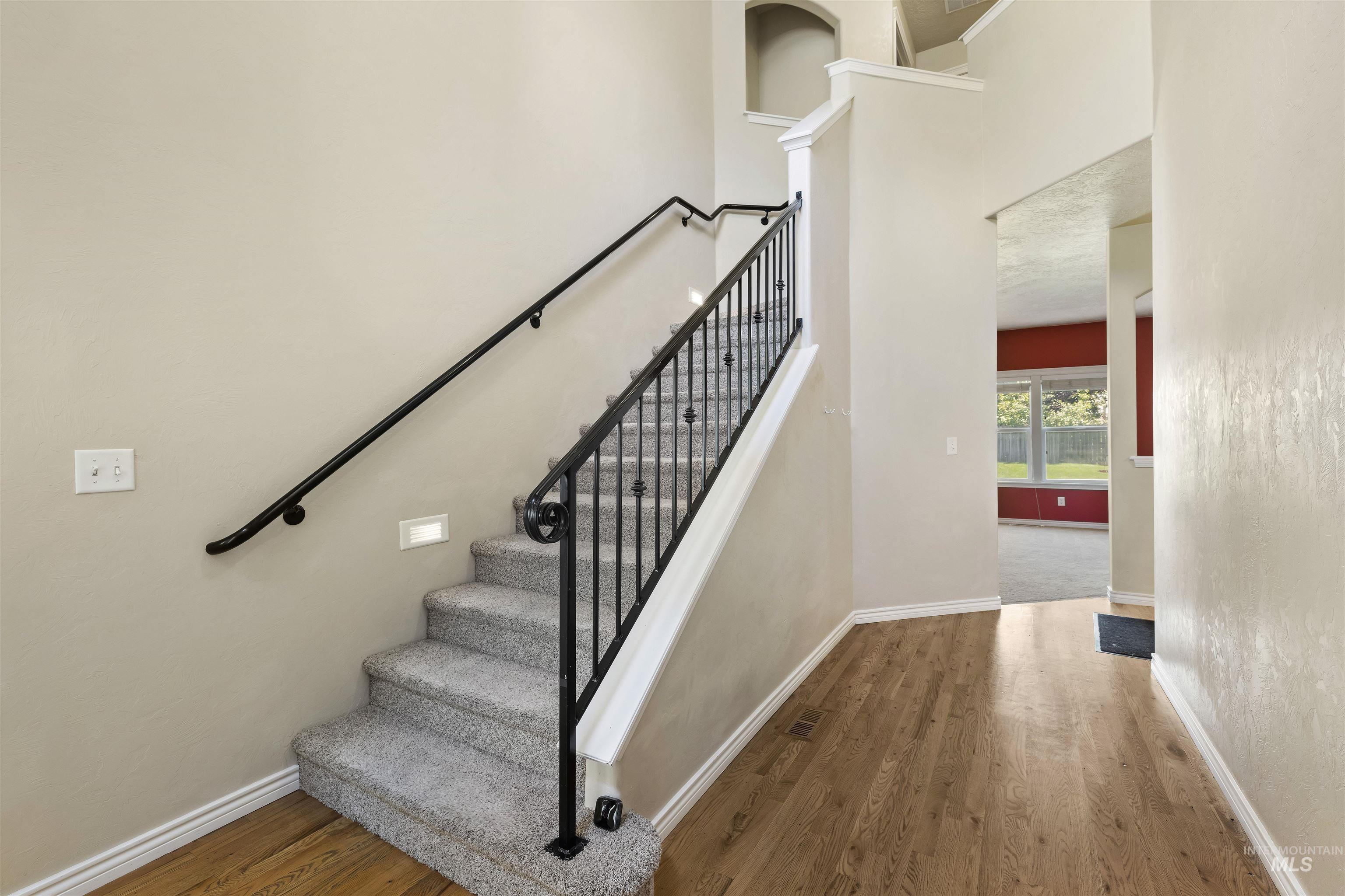 4844 N Schubert Ave. Property Photo 11