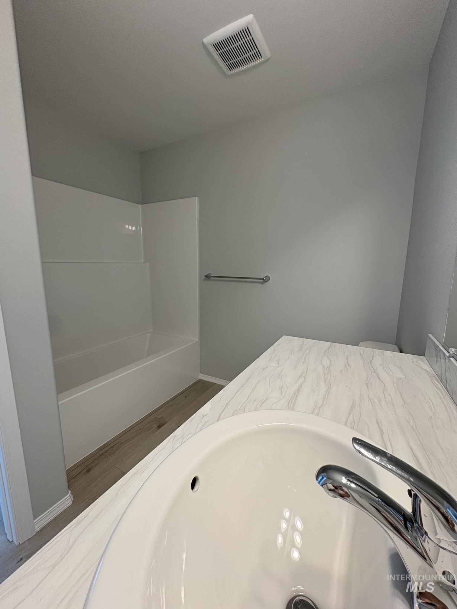 1741 Yellowstone Court Property Photo 8
