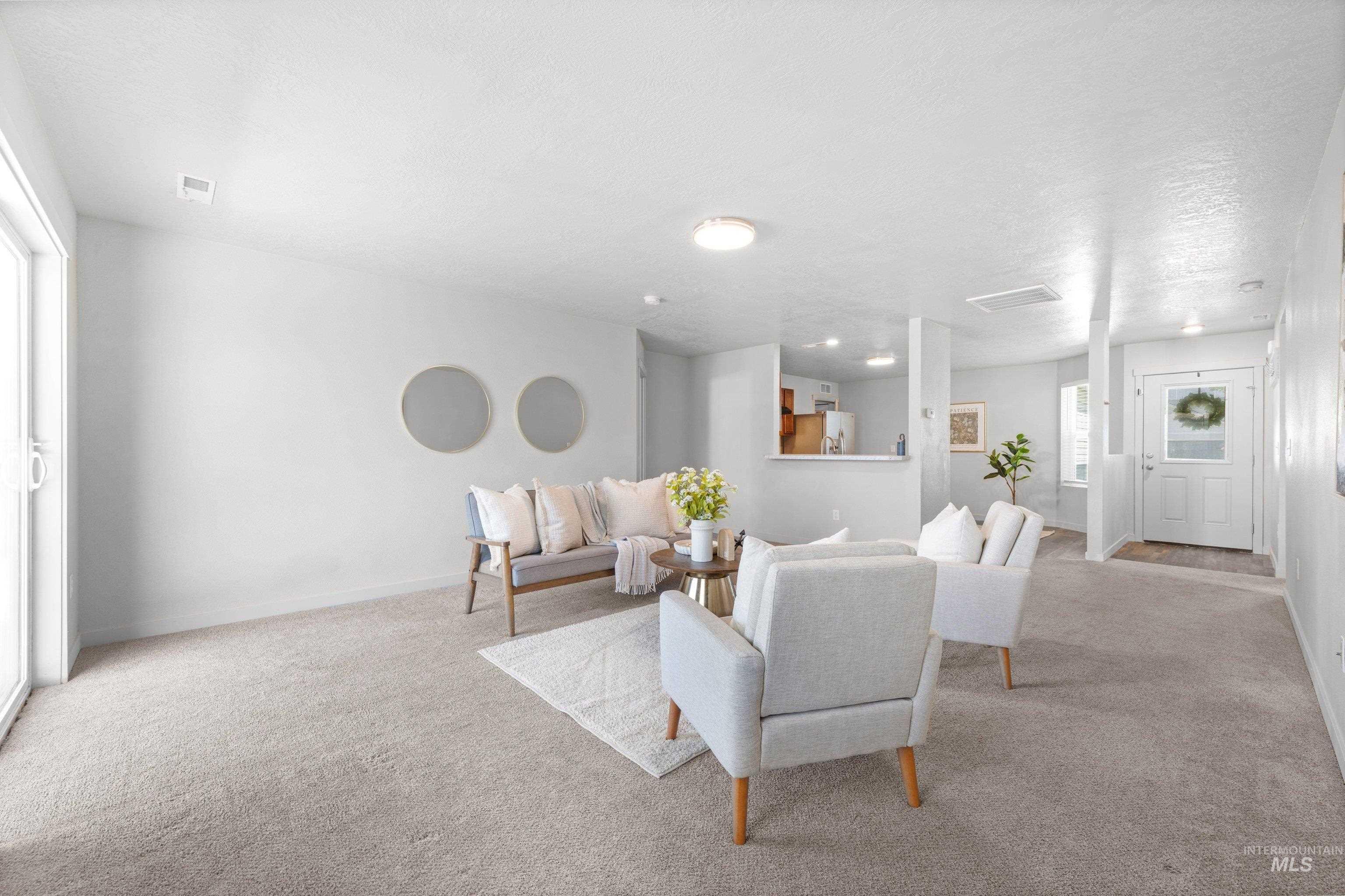 12585 Trinidad St. Property Photo 6