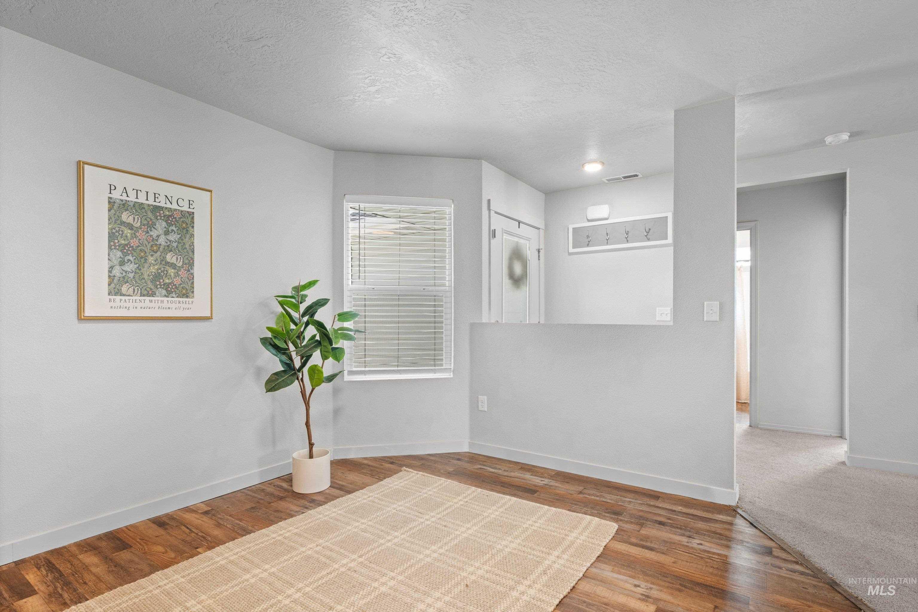 12585 Trinidad St. Property Photo 13