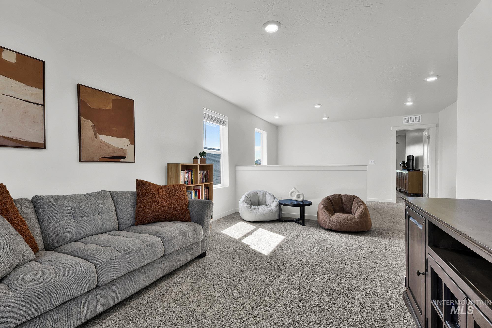 717 Lyra St Property Photo 22