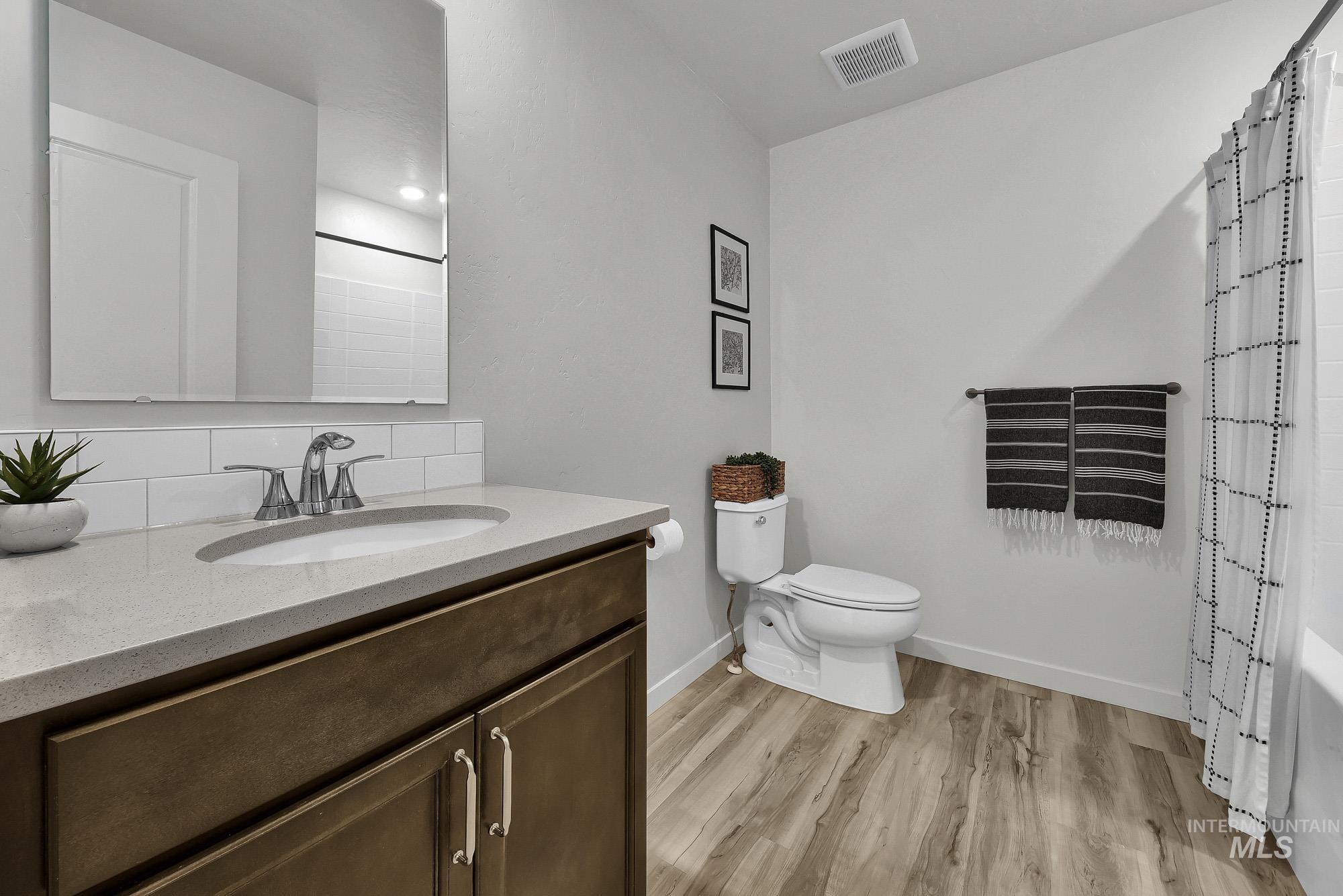 717 Lyra St Property Photo 36