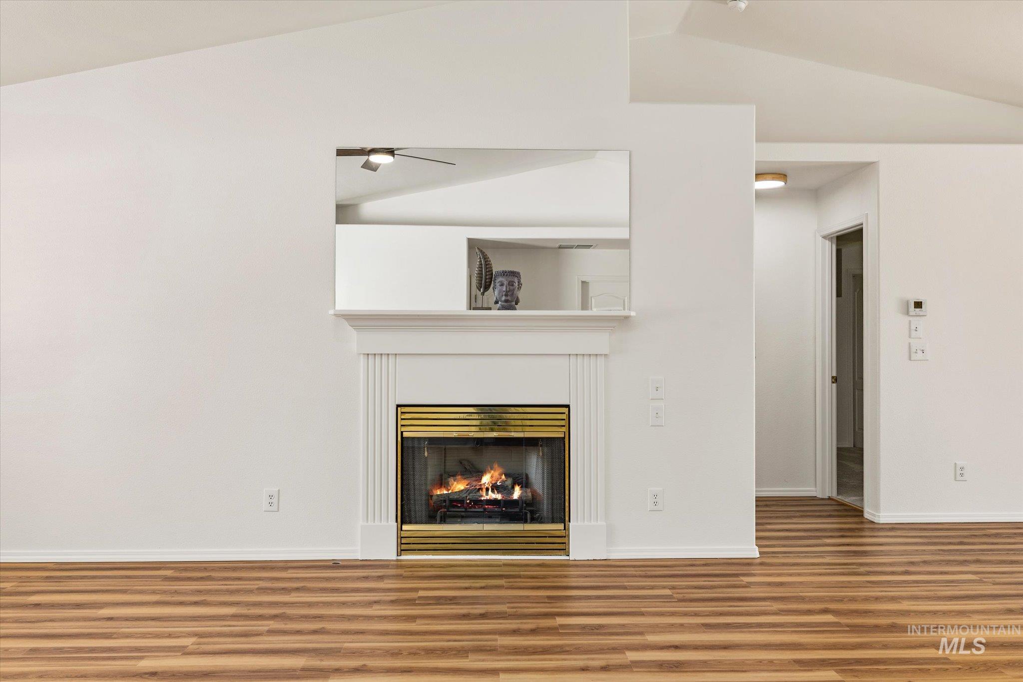 616 7th Property Photo 6