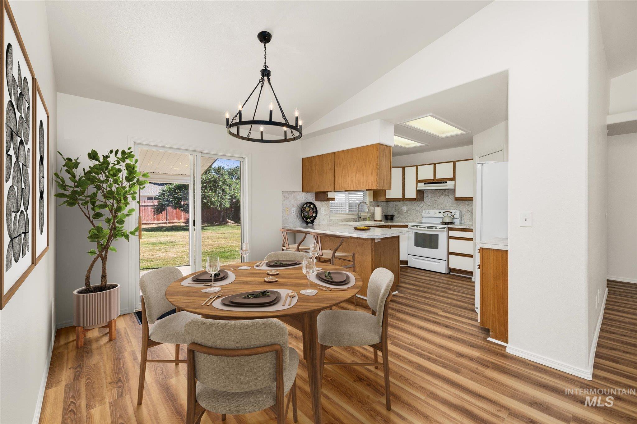 616 7th Property Photo 7
