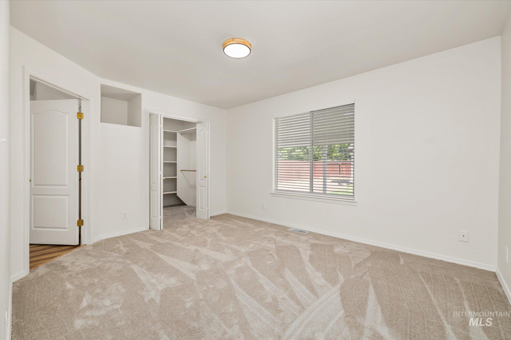 616 7th Property Photo 15
