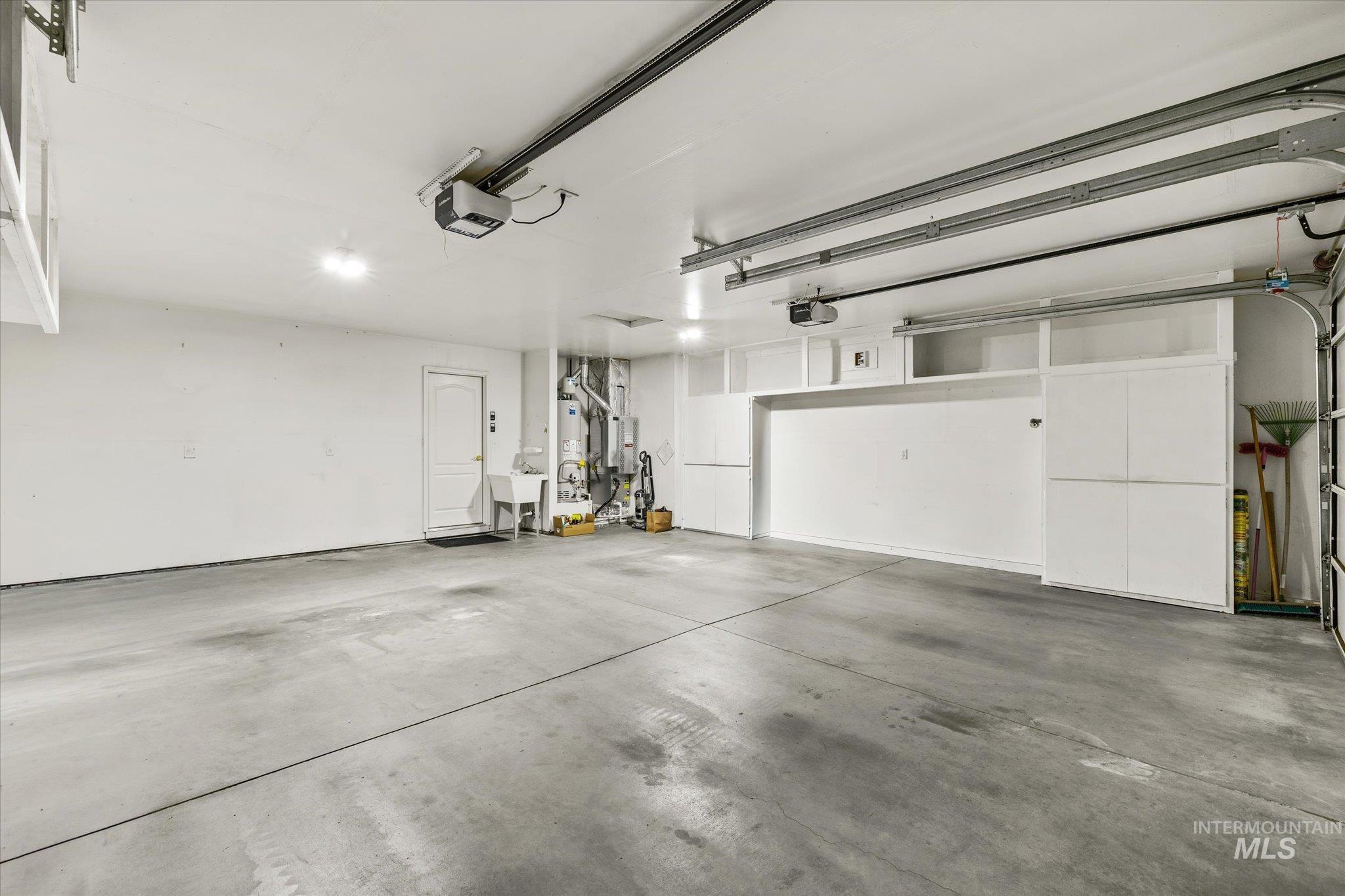 616 7th Property Photo 24