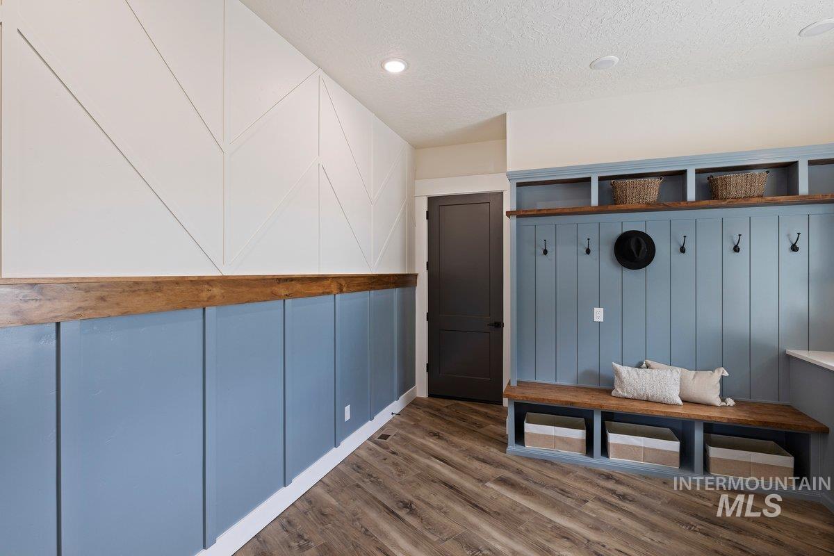 16876 Spring Meadow Dr Property Photo 33