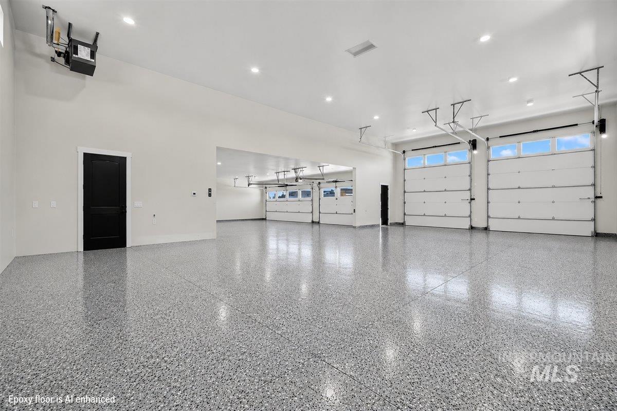 16876 Spring Meadow Dr Property Photo 45
