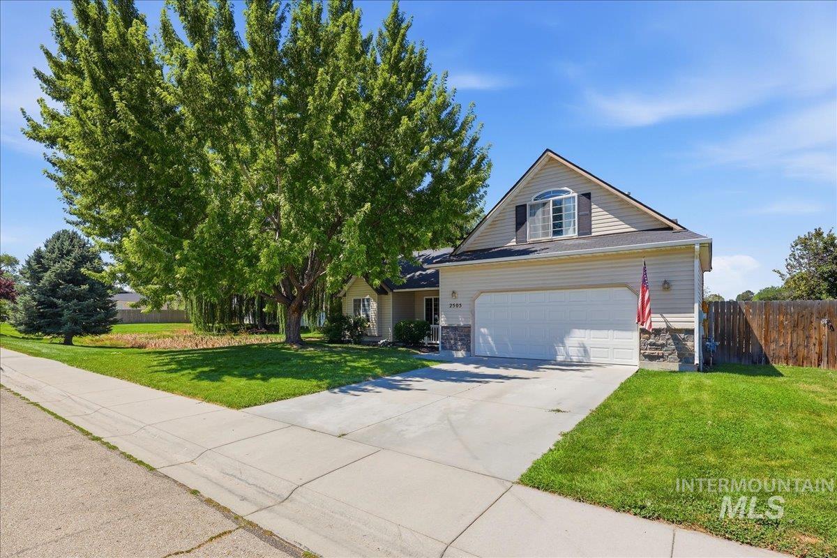 2505 S Bluegrass Dr Property Photo 4