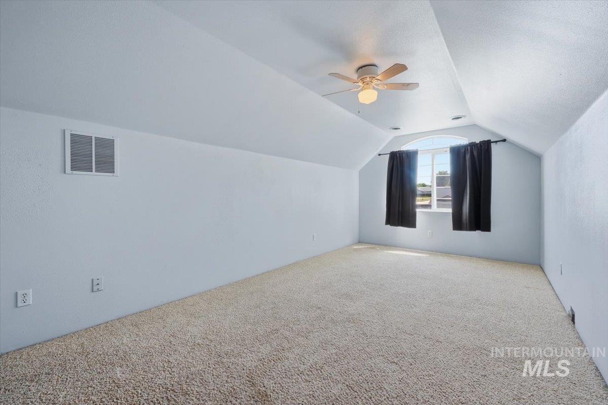 2505 S Bluegrass Dr Property Photo 27