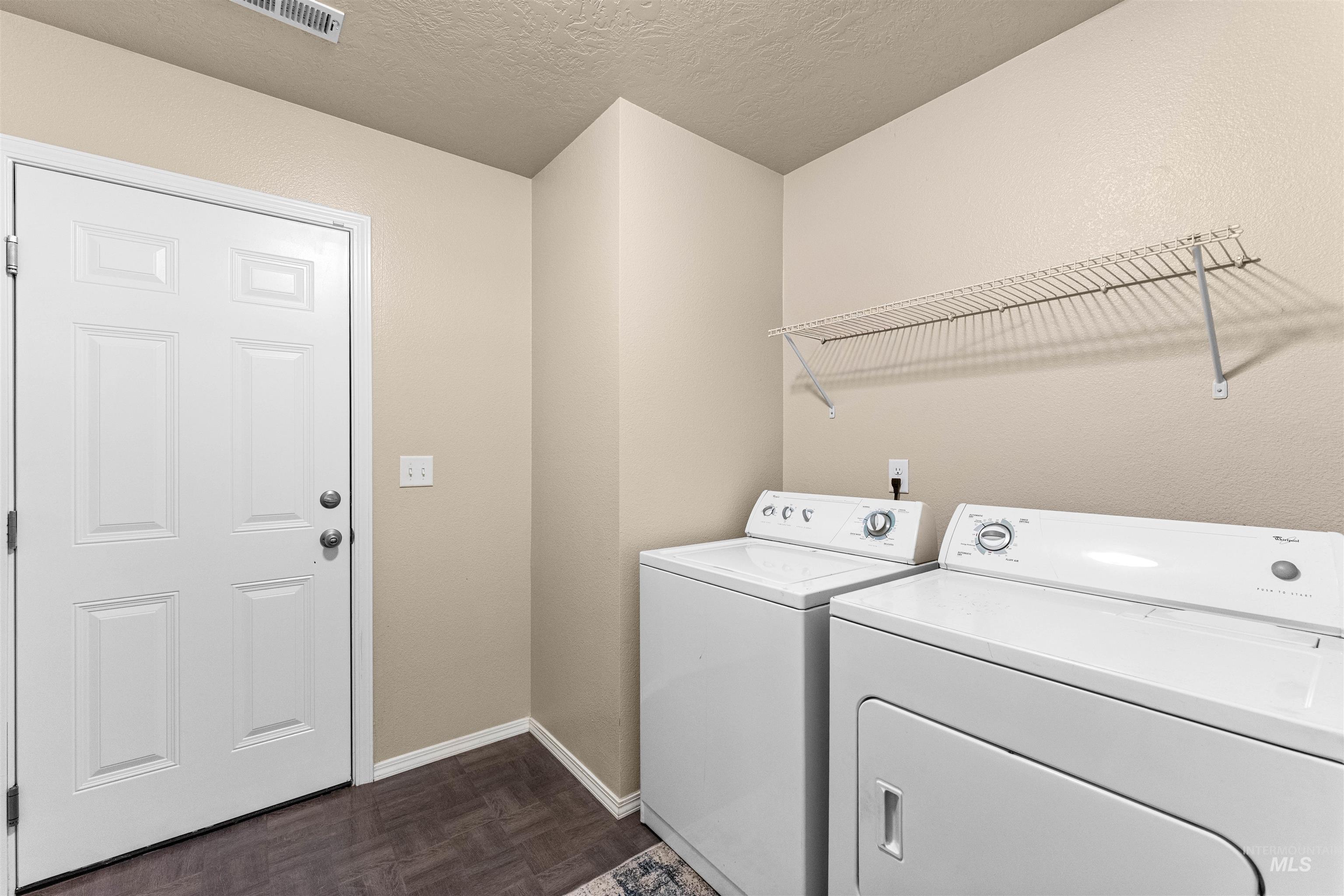 919 N Crownhaven Way Property Photo 25