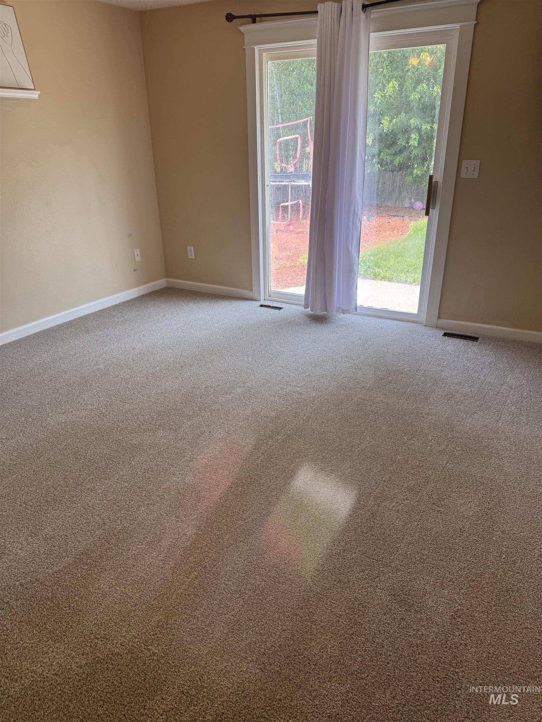 1316 Willow Creek Dr Property Photo 20