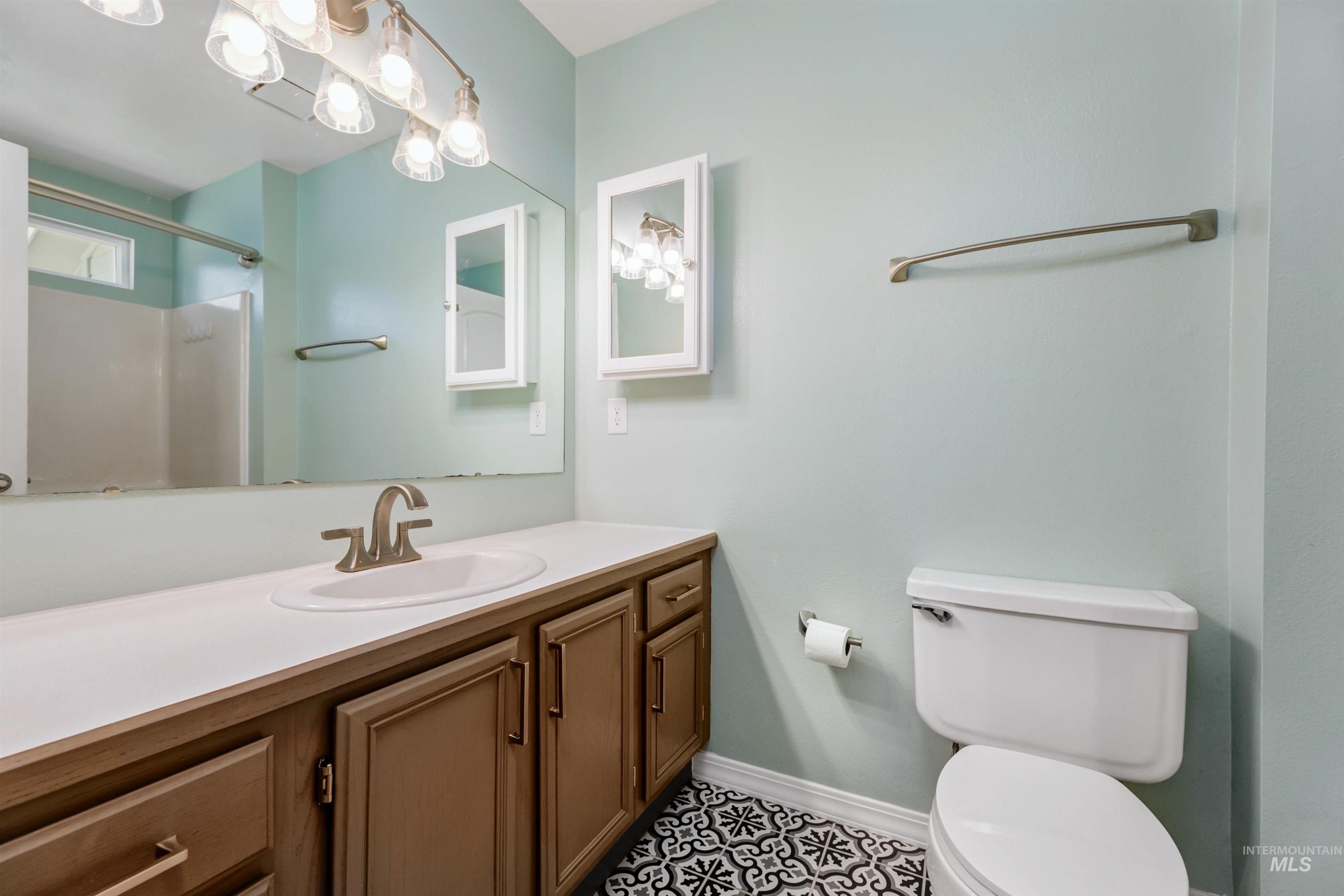 1042 N Stonehenge Way Property Photo 22
