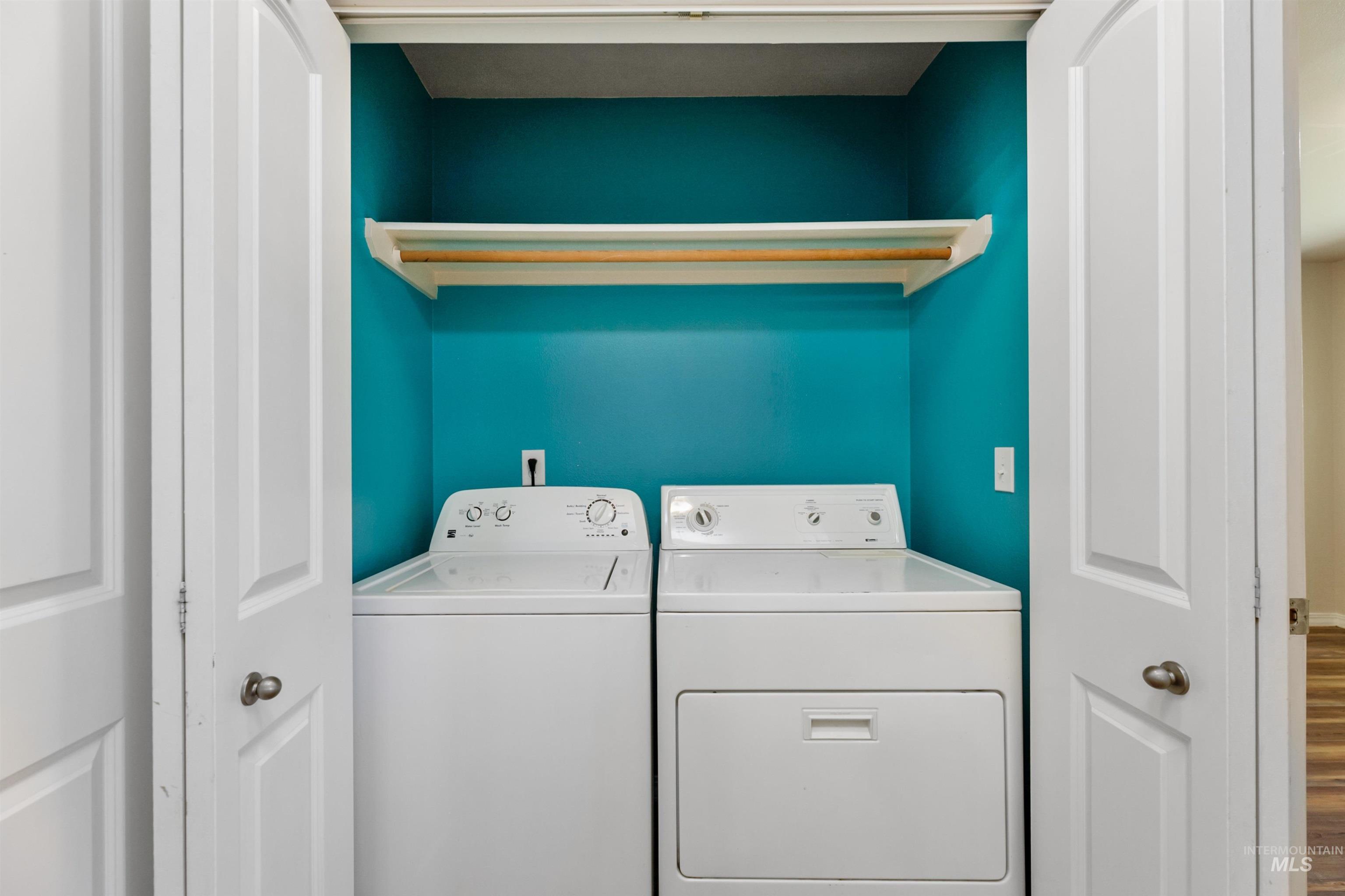 1042 N Stonehenge Way Property Photo 26