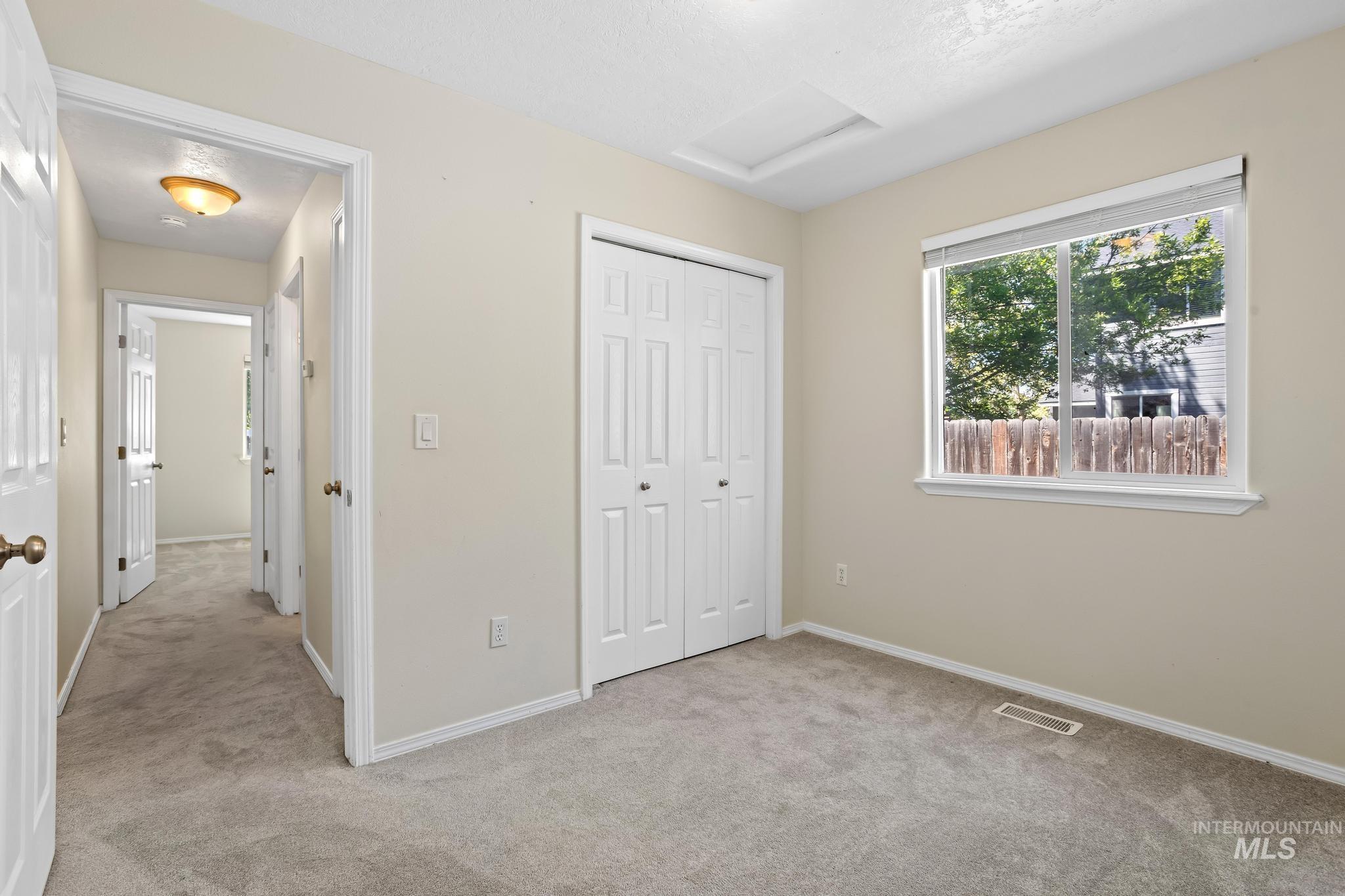 3527 N Maplestone Ave Property Photo 25