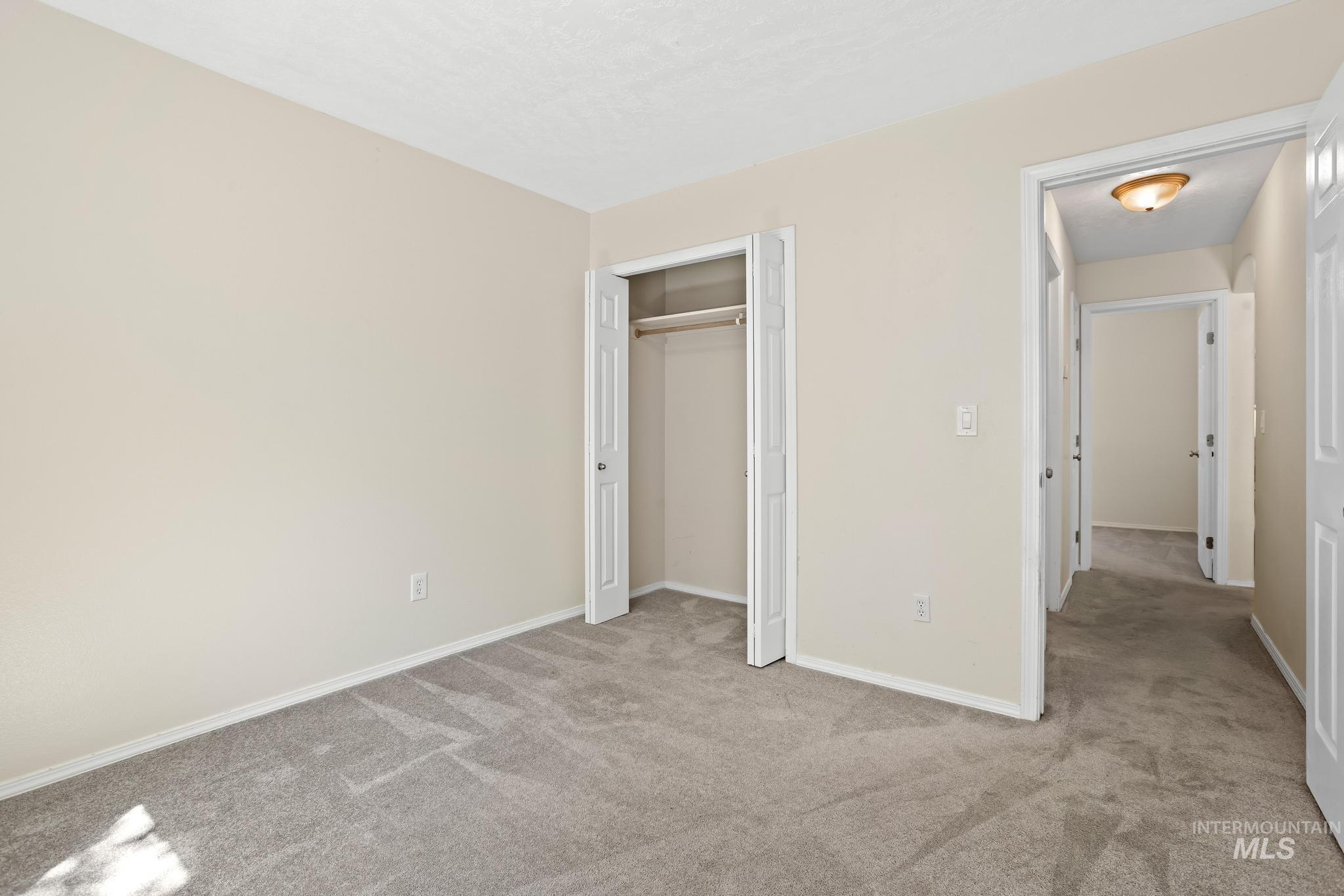 3527 N Maplestone Ave Property Photo 28