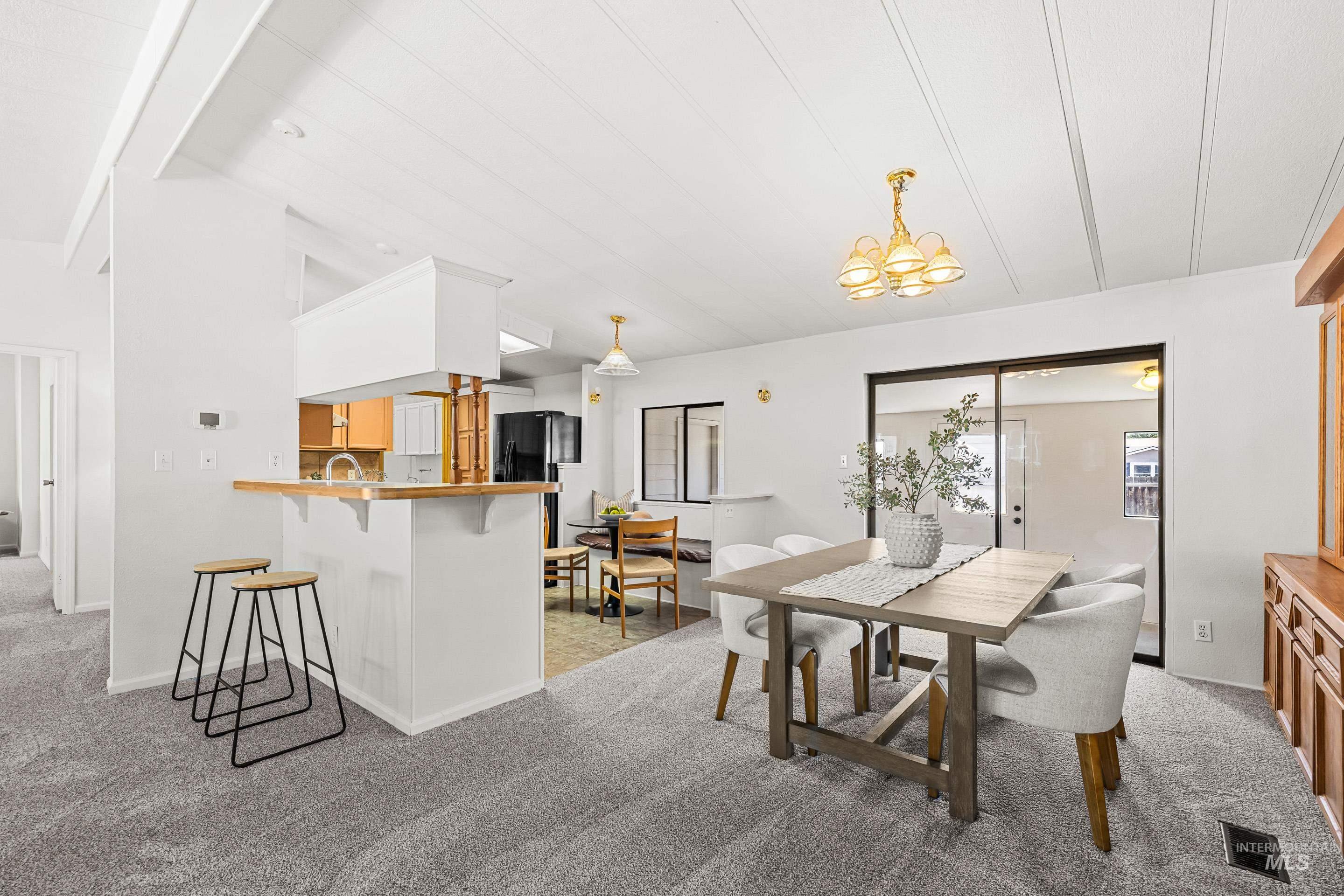 639 S Gamay Ln Property Photo 10