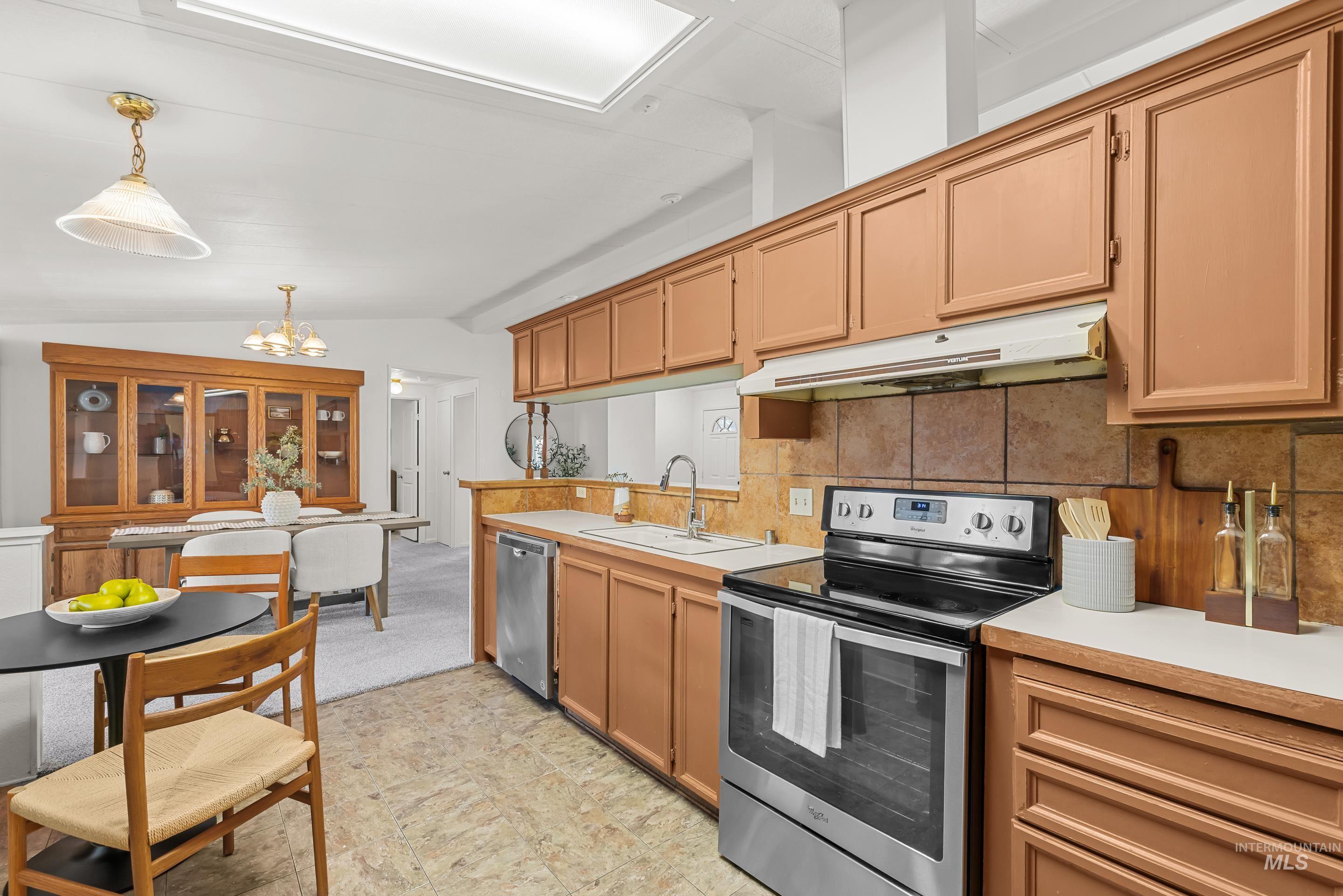 639 S Gamay Ln Property Photo 14