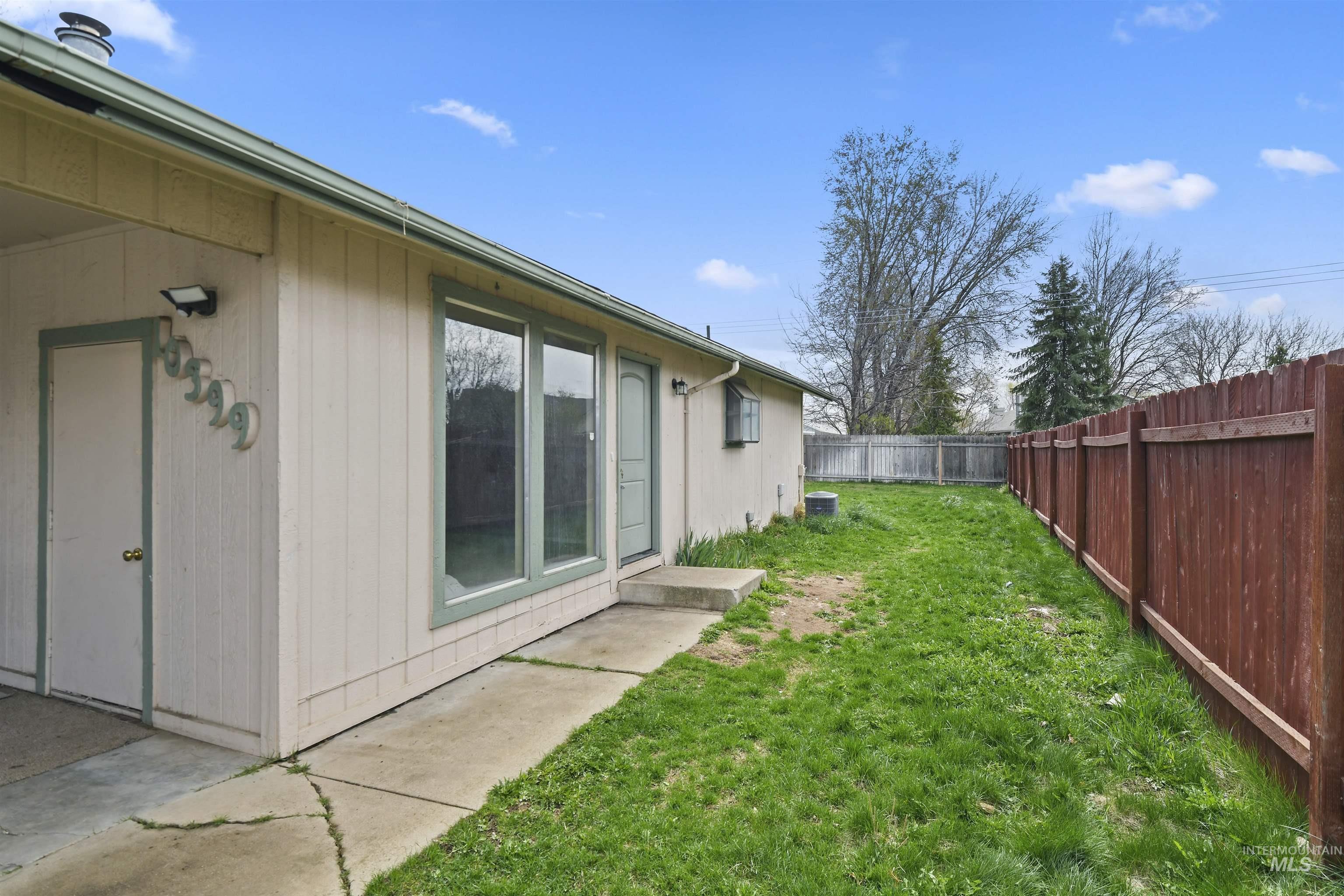 10397 -10399 W. Irving Ct. Property Photo 15