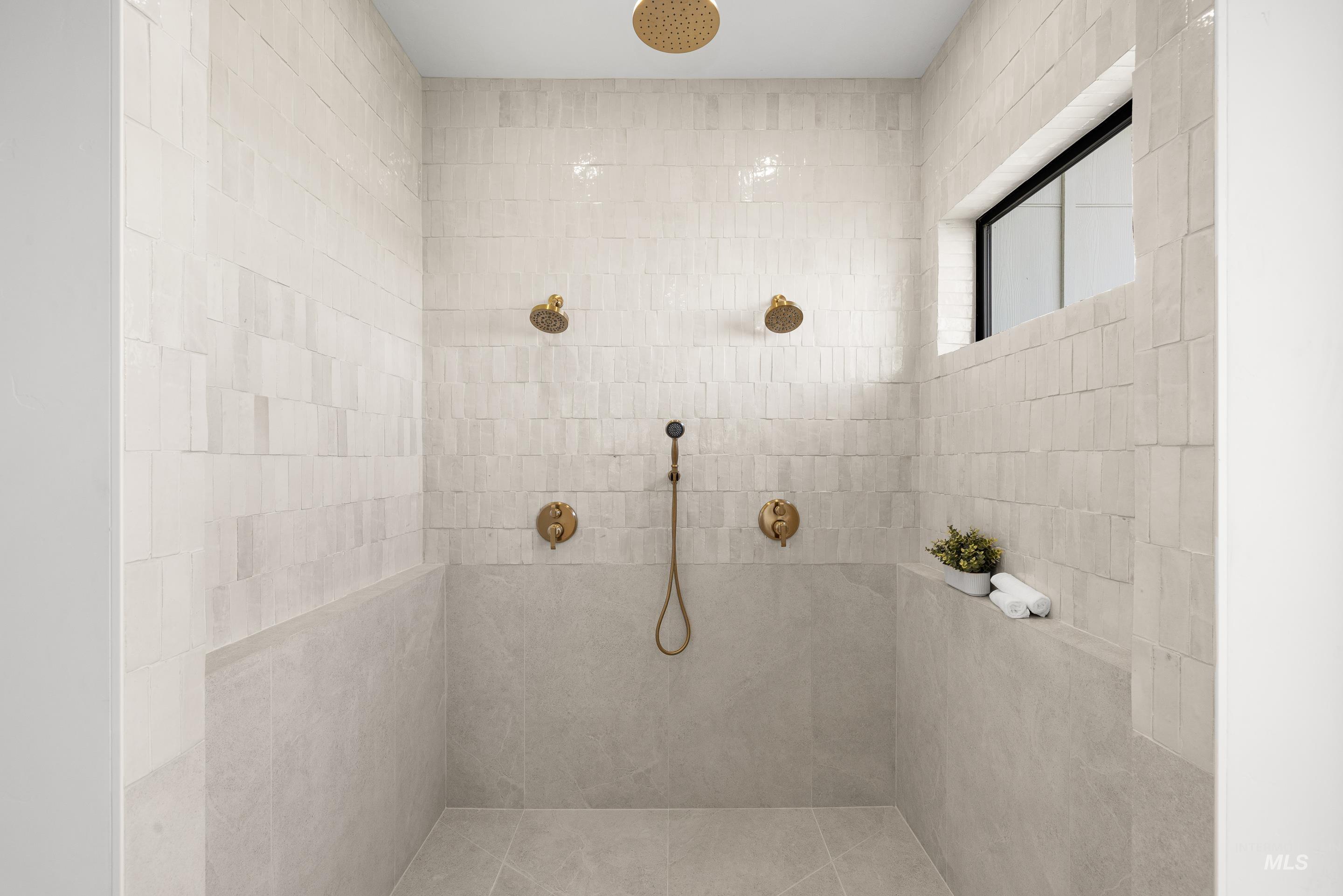 9316 Basin Kid Ct Property Photo 31