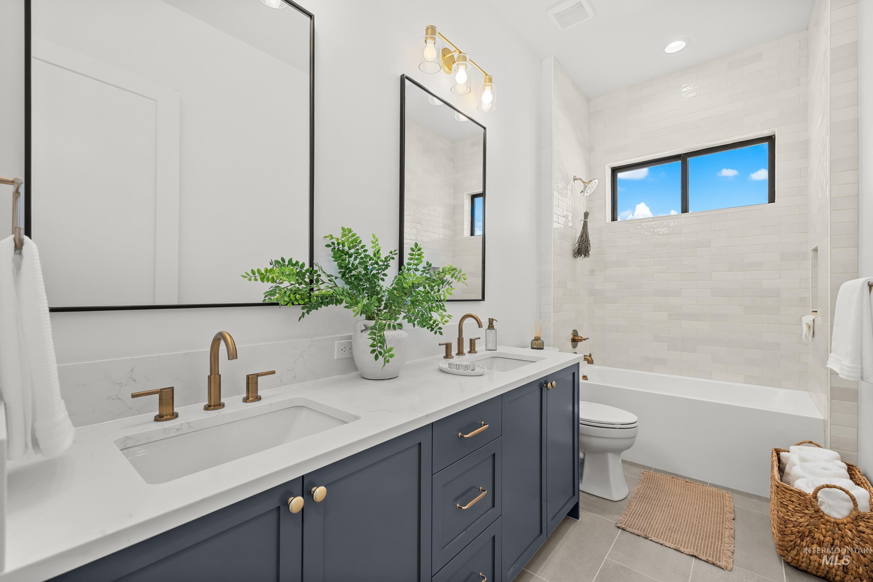 9316 Basin Kid Ct Property Photo 38
