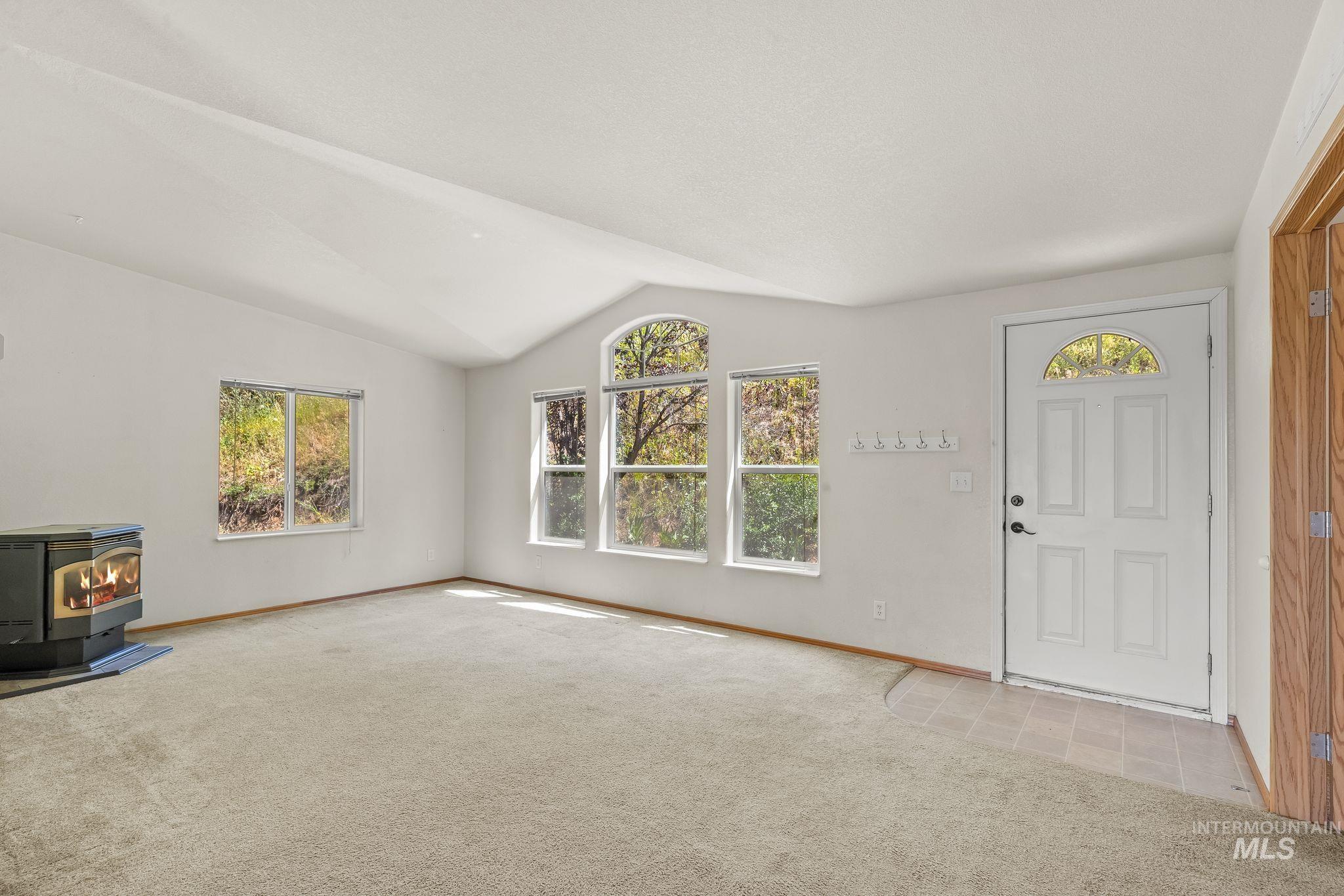40936 Bobcat Lane Property Photo 7