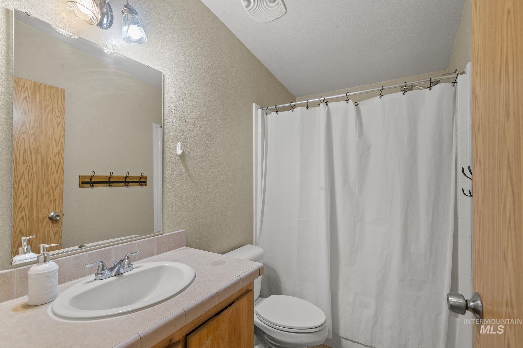40936 Bobcat Lane Property Photo 22