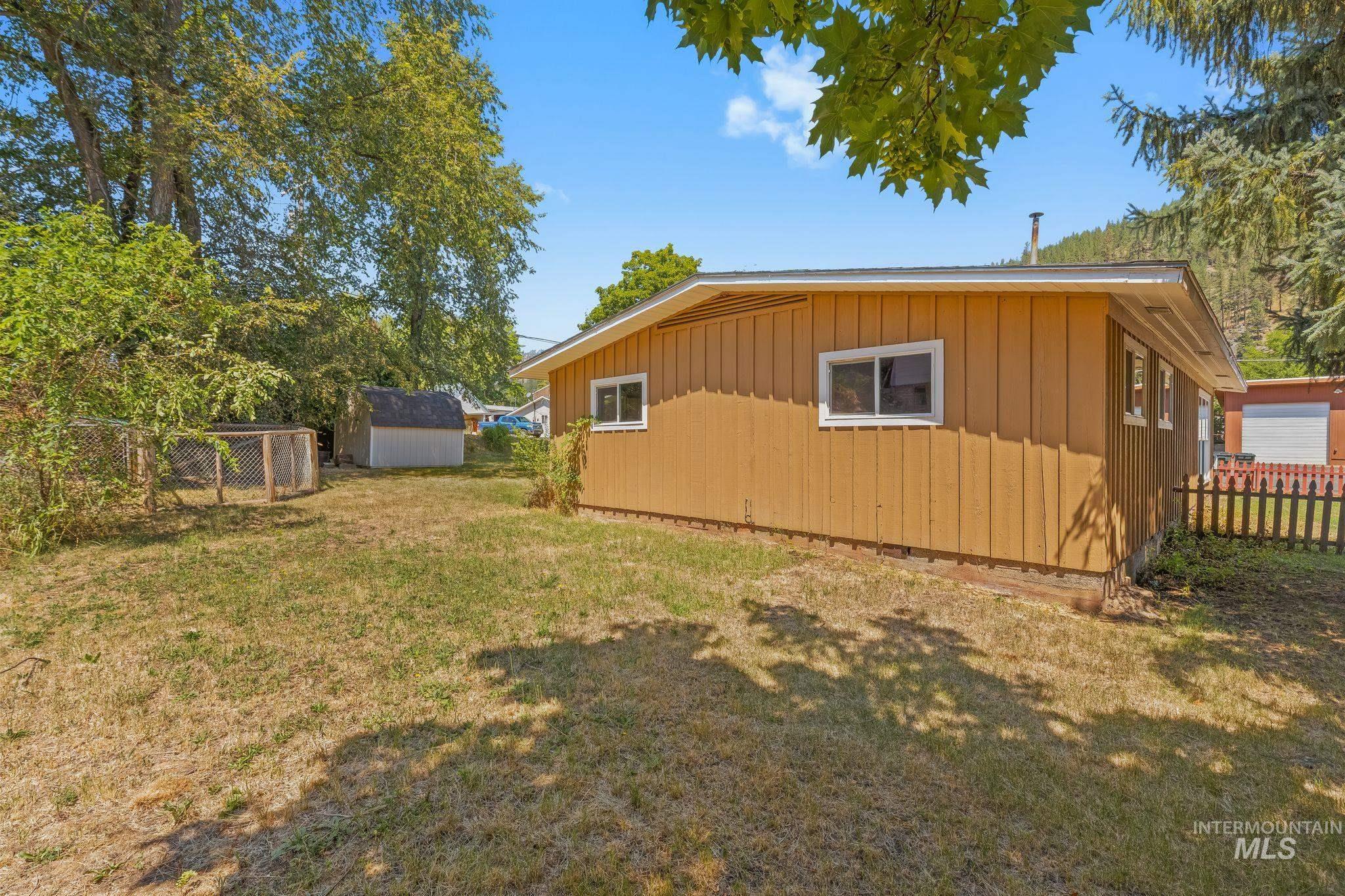 11750 Hartford Ave Property Photo 28