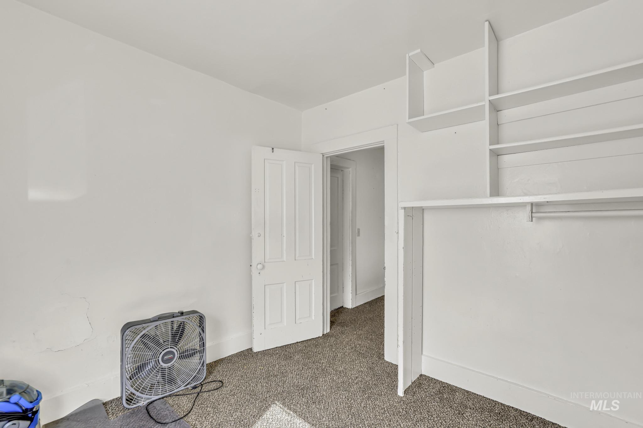 108 E C St Property Photo 14