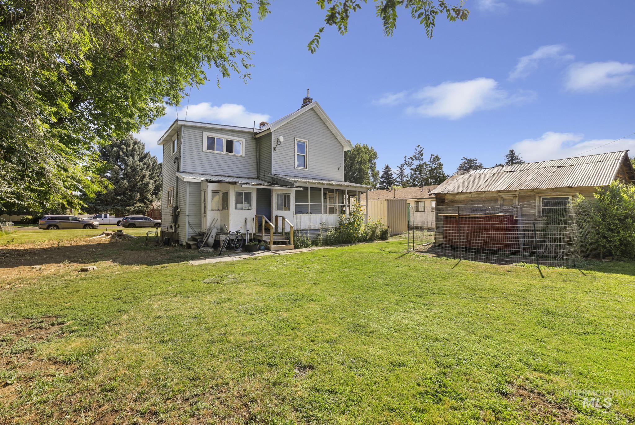 108 E C St Property Photo 25