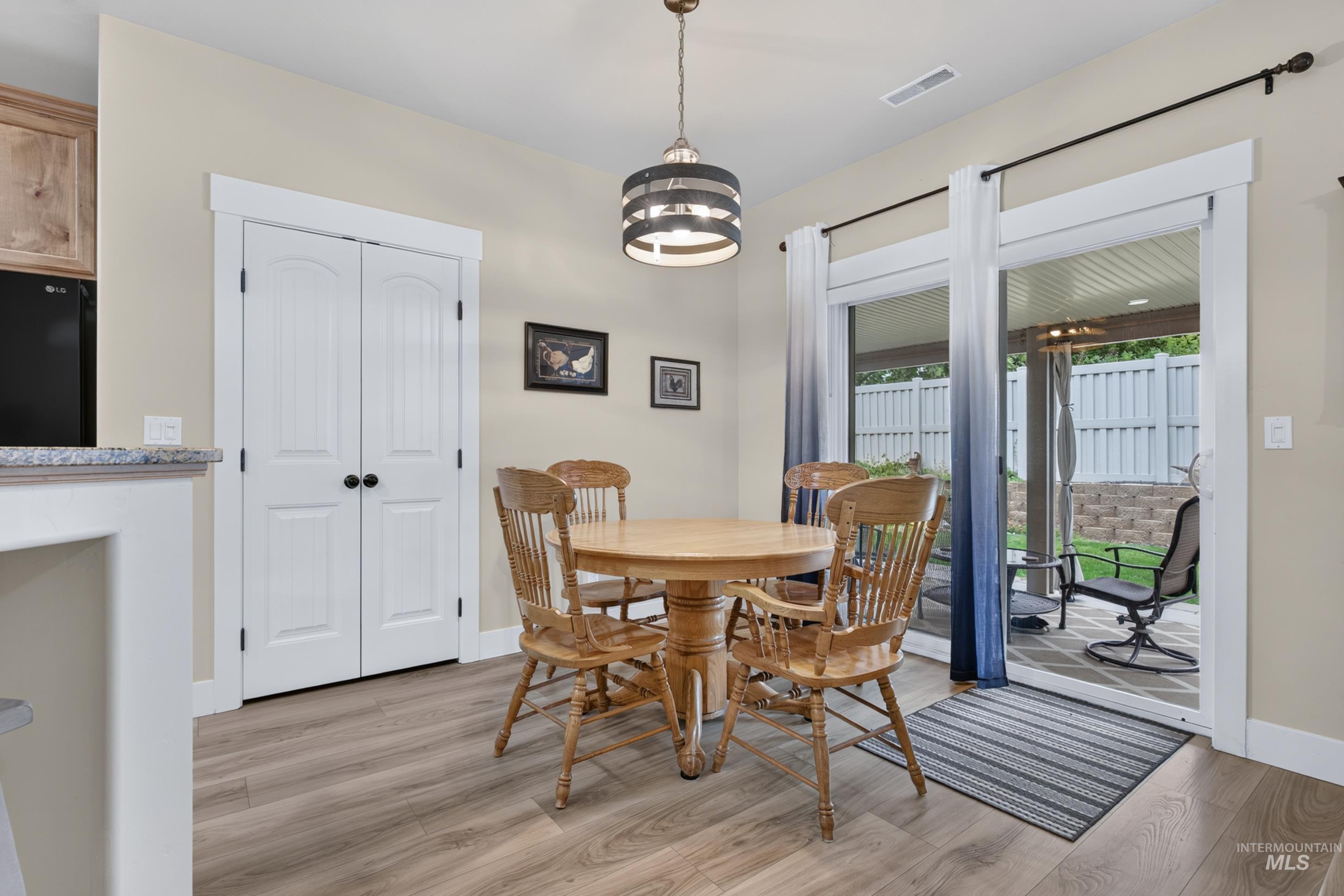 1212 White Horse Ridge Dr Property Photo 14