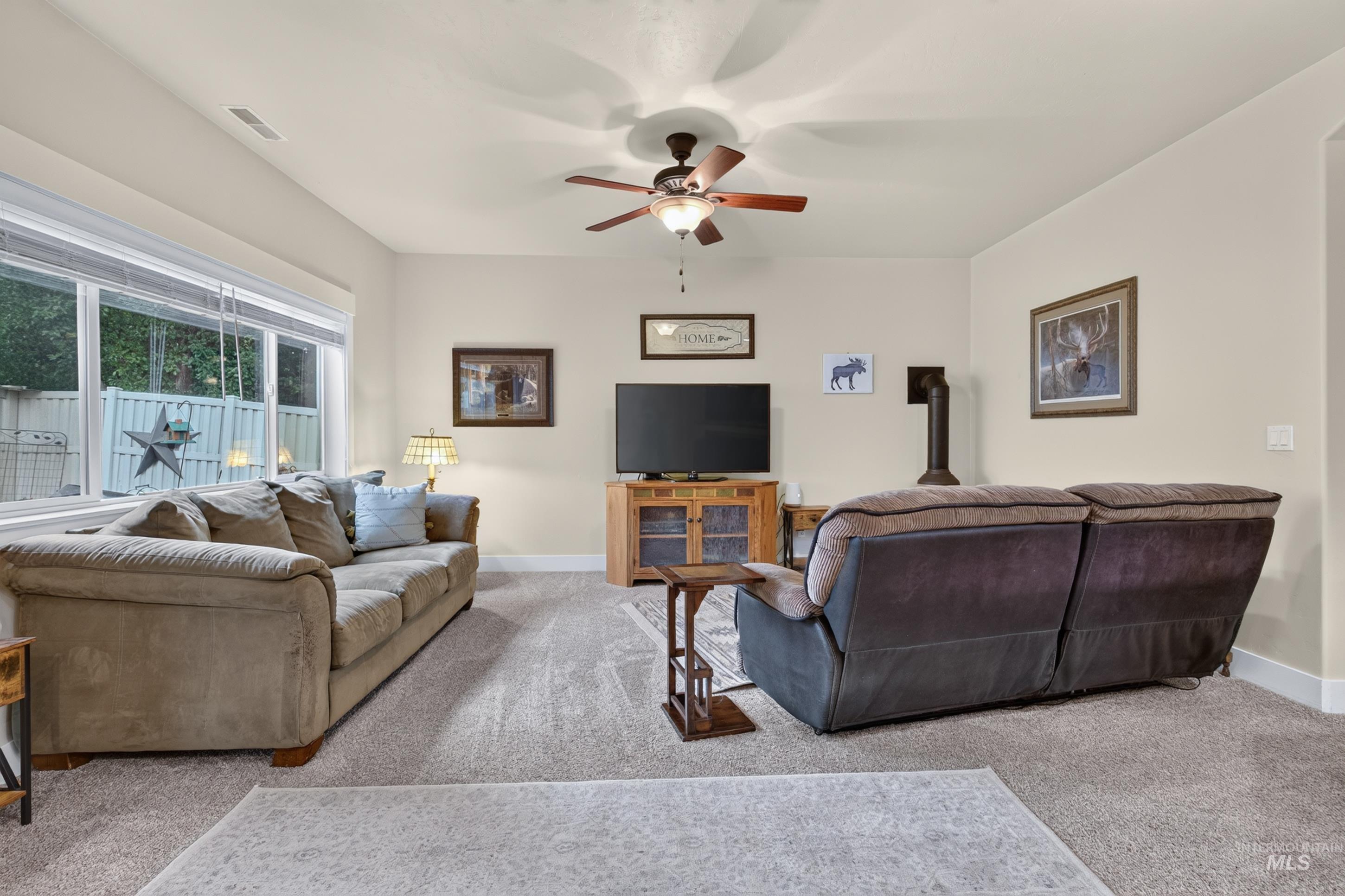 1212 White Horse Ridge Dr Property Photo 16